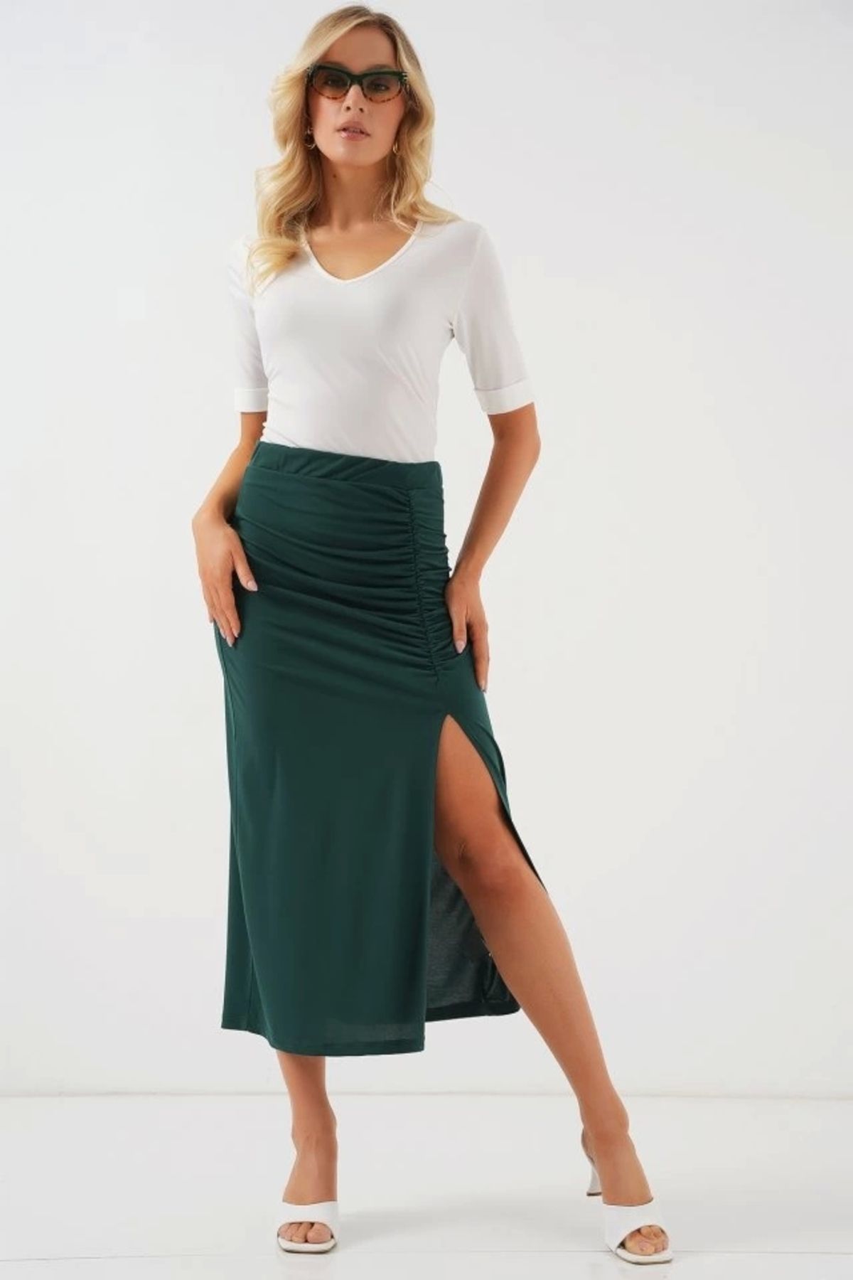 Butik 8033 Sandy Yırtmaçlı Etek - Zümrüt Yeşili