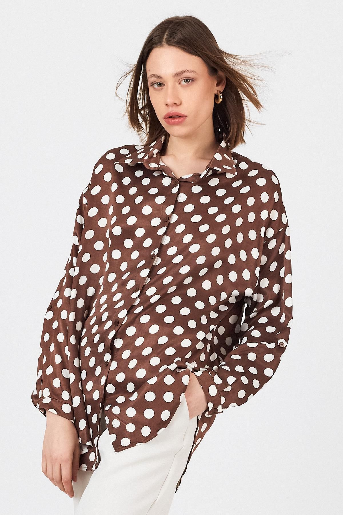 Rays Kahve Puantiye Desen Oversize Saten Gömlek 9411