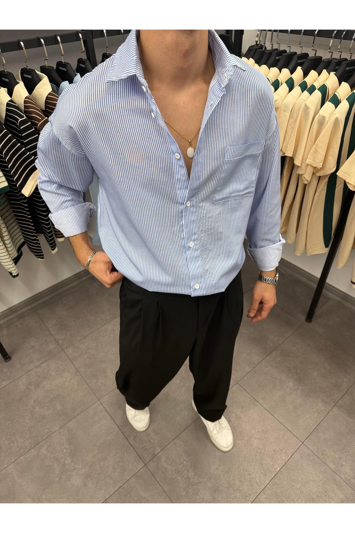 Butik Cep Detaylı Oversize Gömlek İnce Çizgili Mavi