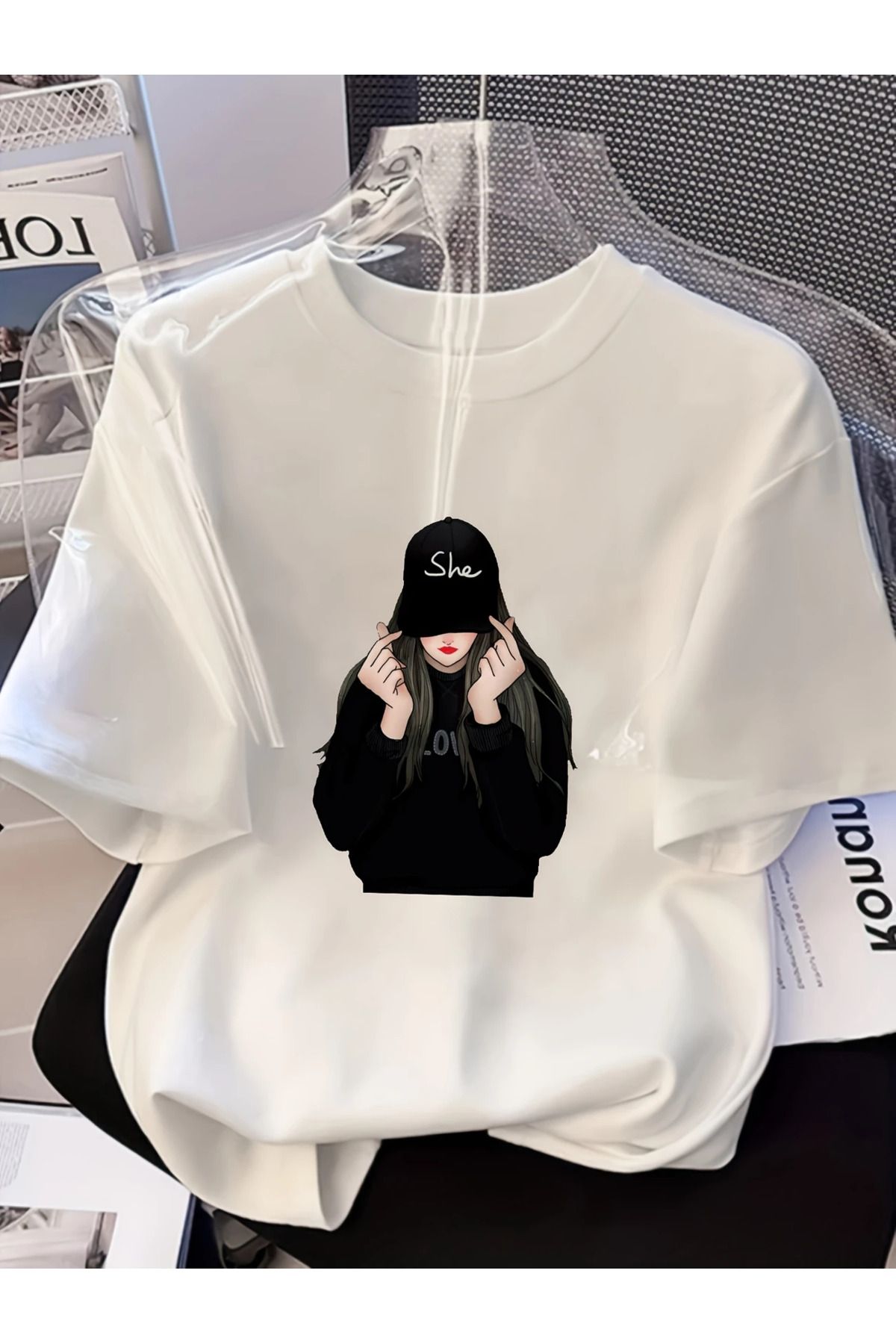 LAND MODA Kare Yaka, Düğmeli, Kısa Kollu, Y2K Tarzı Kadın T-Shirt, Karikatür Baskılı, Dar Kesim, Uzun Boy,