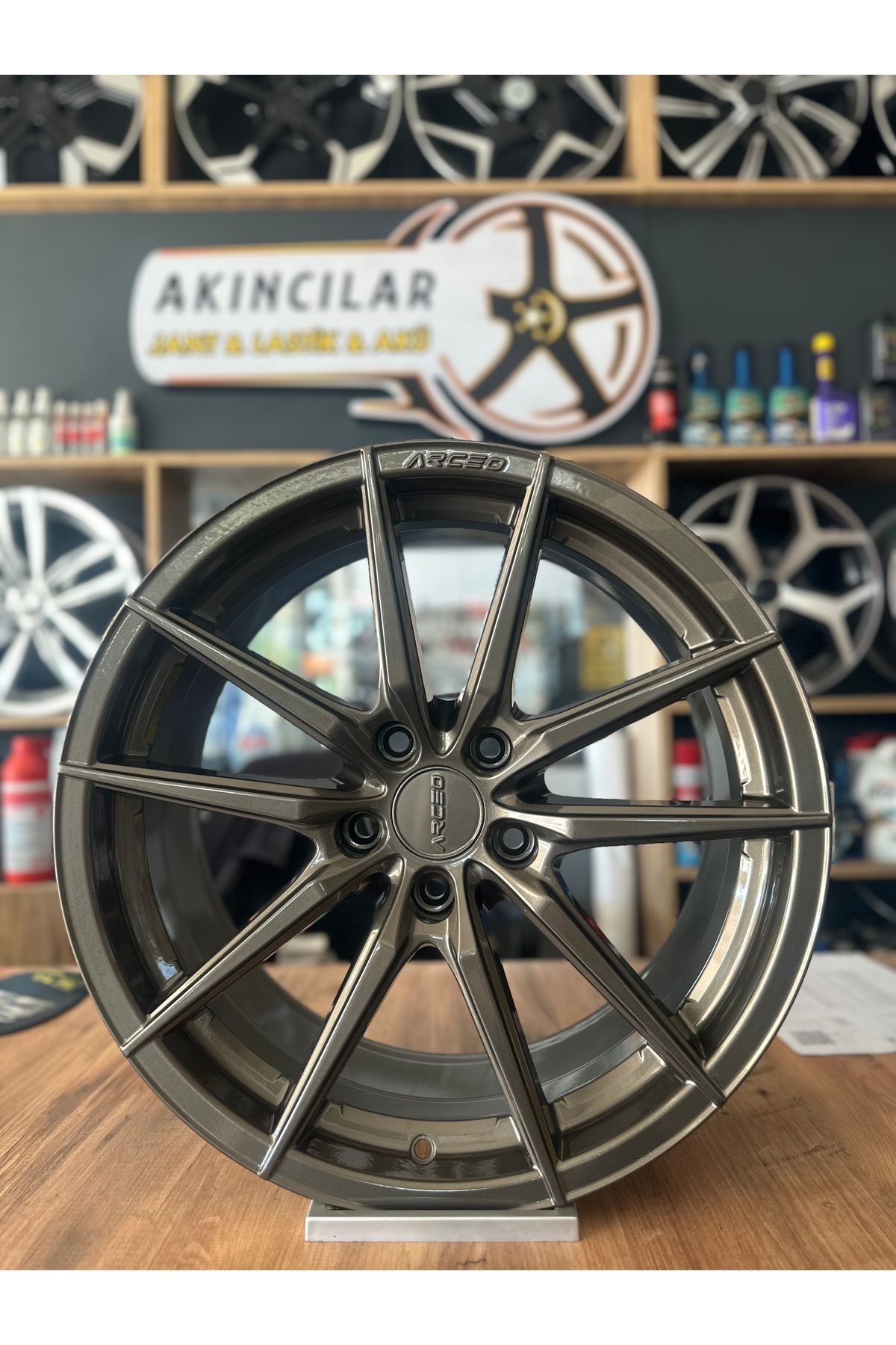 arceo 8.0x18” 5x114 et33 73.1 GBZ