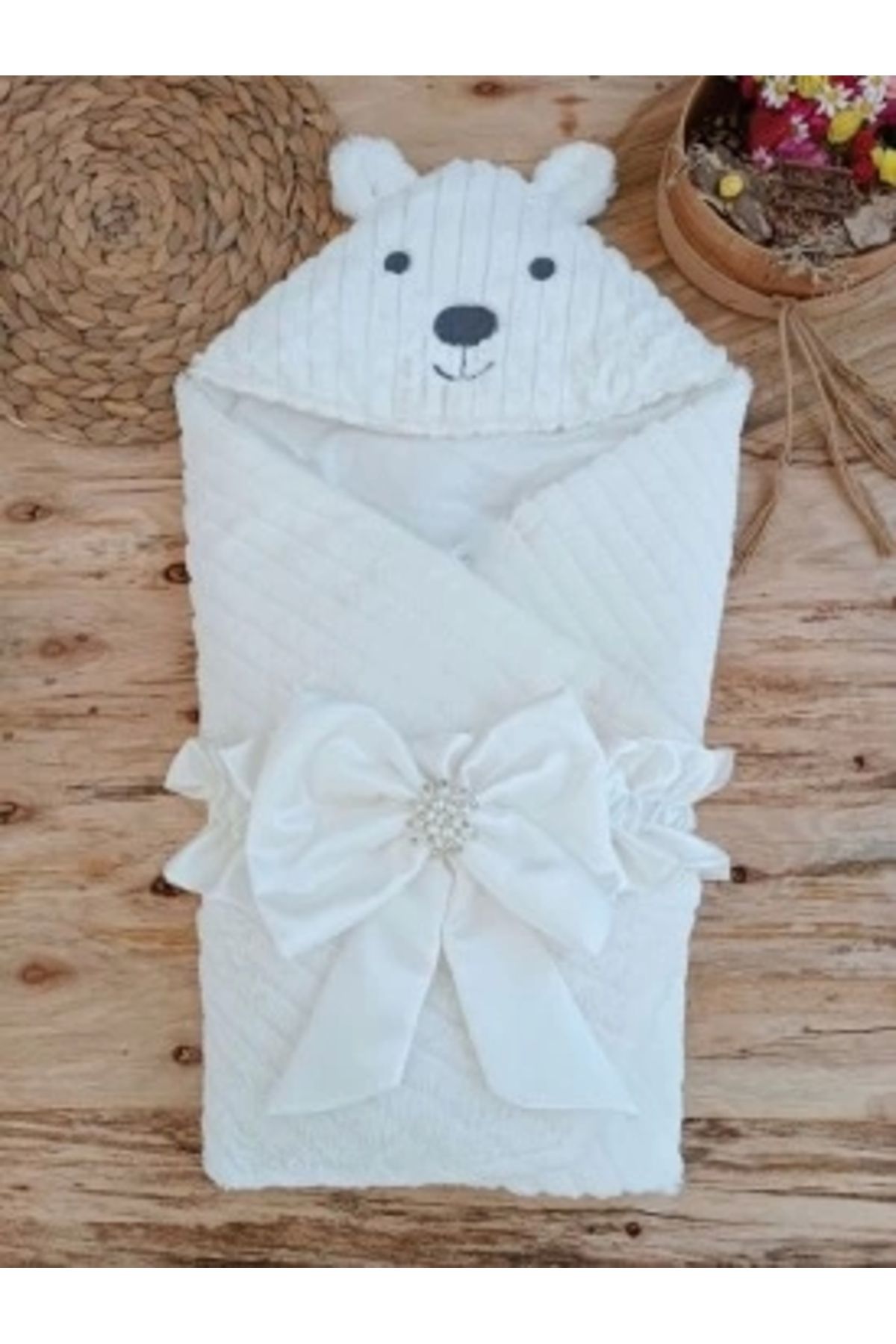 Diji Baby Yenidoğan Beyaz Wool Yün Kumaş Ayıcık Kulaklı Kundak Bebek Battaniyesi
