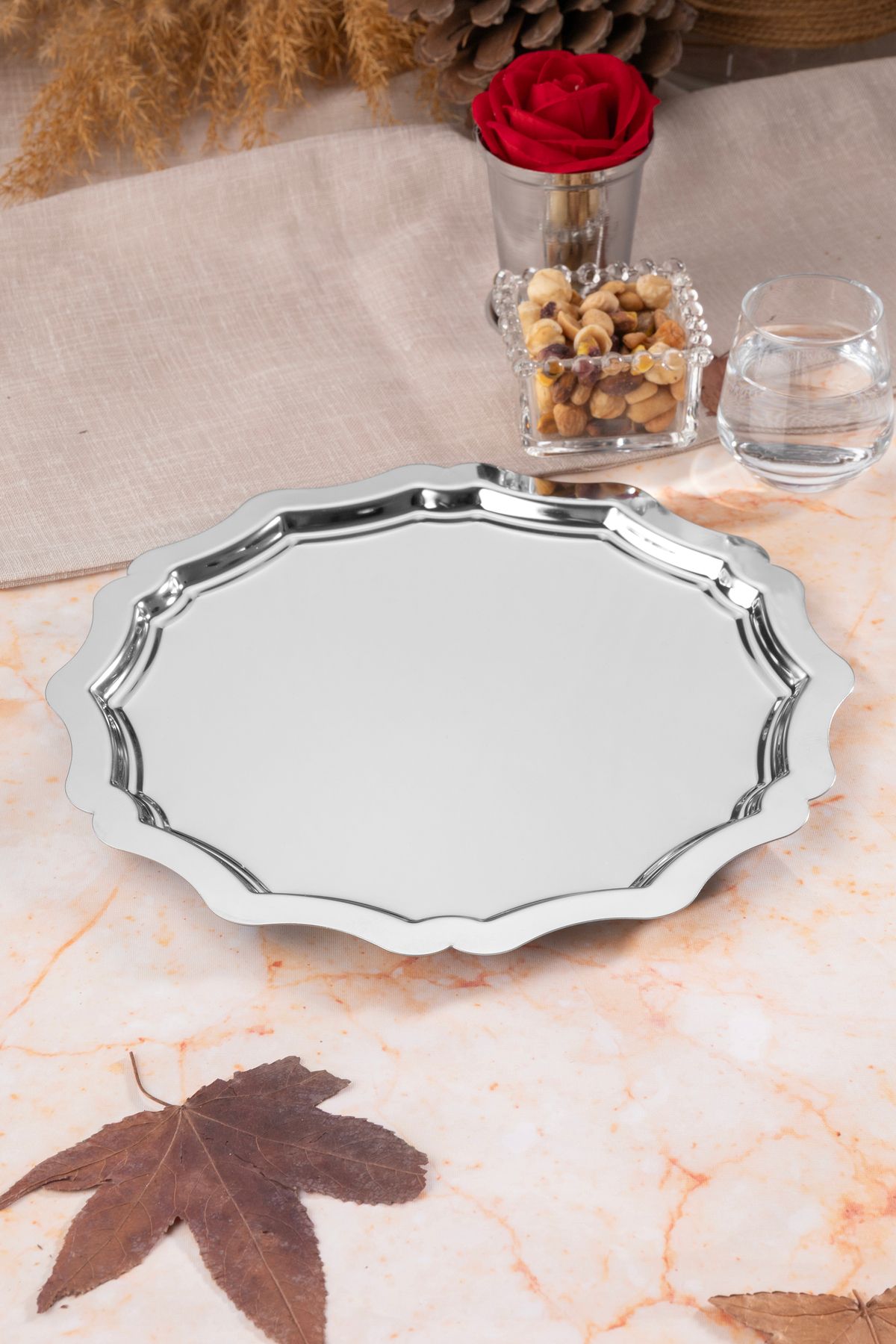 Aslı Hediyelik 1 Adet 24 Cm Dalgalı Yuvarlak Gümüş Dekoratif Çay, Kahve, İkramlık, Pasta Sunum servis Tepsisi