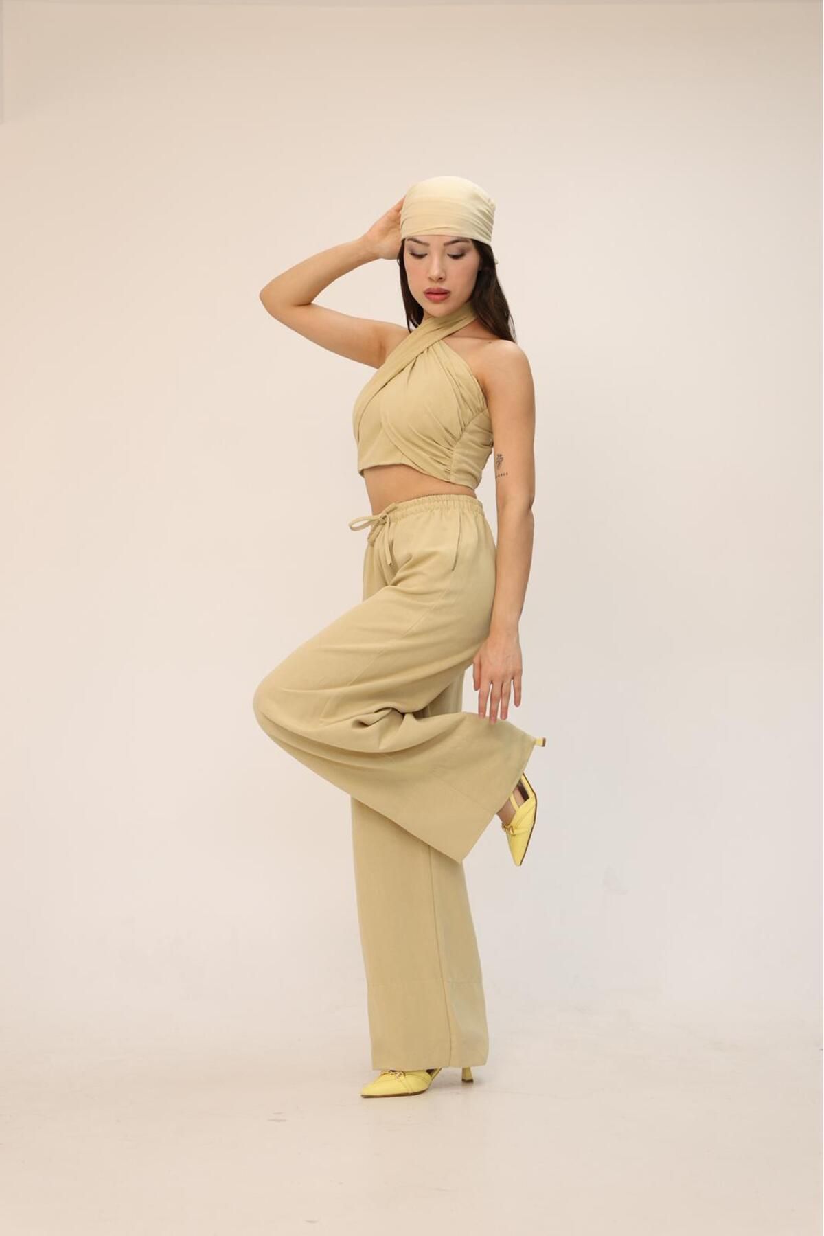 YONEZ MODA Kadın Rahat Kalıp Keten Takım Boyundan Bağlama Detaylı Crop Pantolon