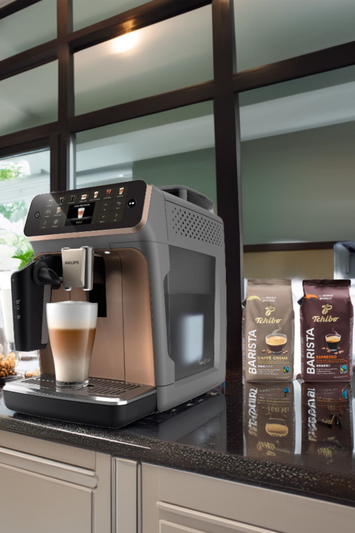 Philips Tam Otomatik Espresso Makinesi, 20 Sıcak ve Soğuk İçecek Espresso, sütlü latte, cappuccino vb.