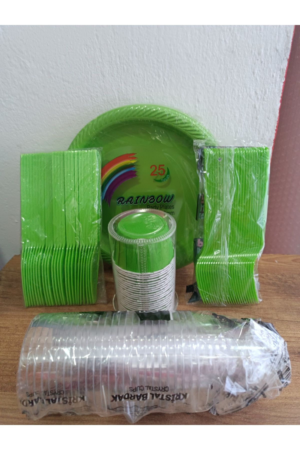 Store Plastik tabak çatal bardak bıçak kek kalıbı 25 adet yeşil set