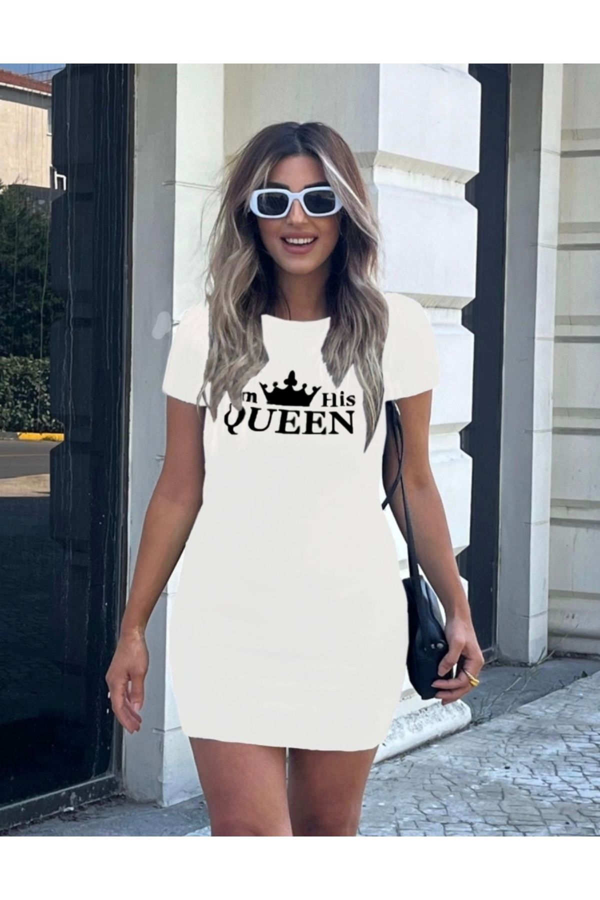 Butik Kadın Kısa Kollu Queen Baskı Iki Iplik Mini Elbise