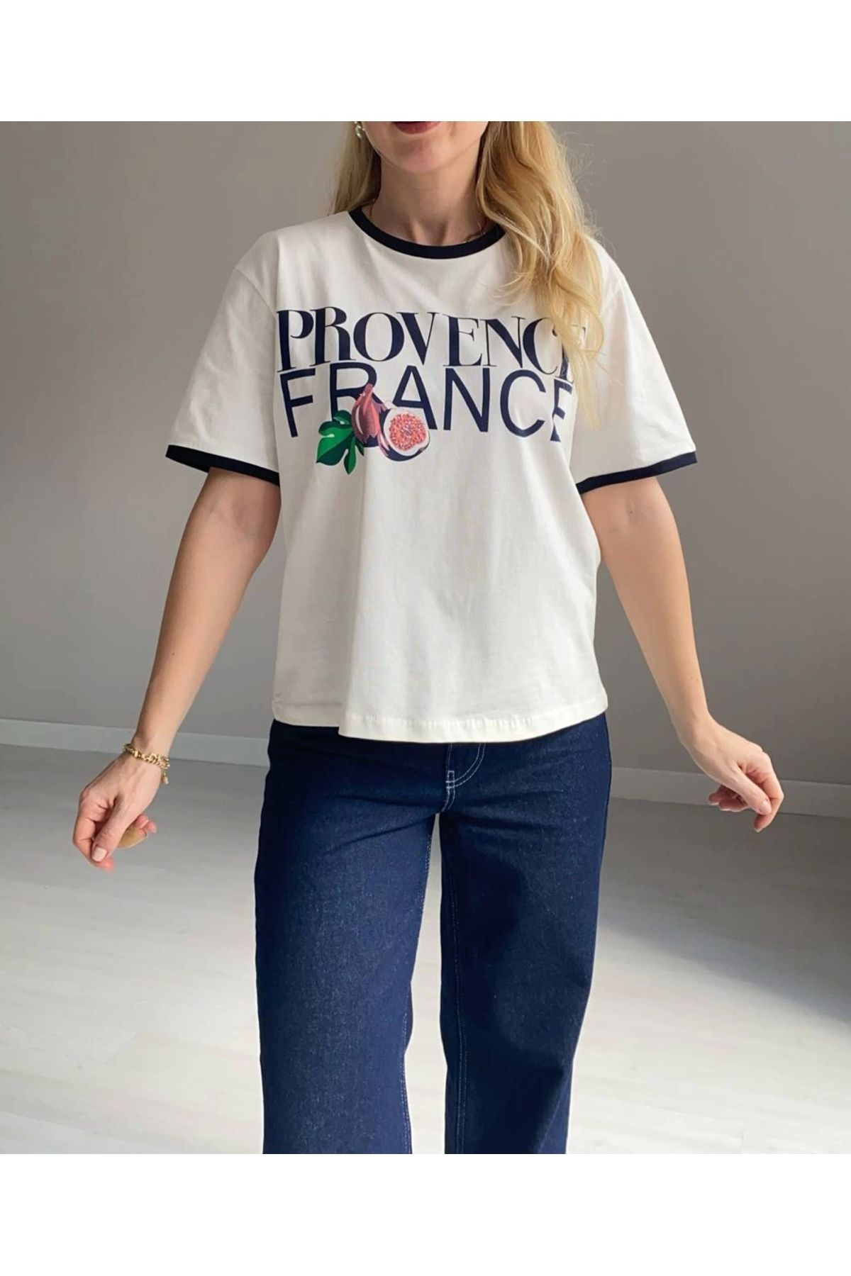 Ecenin Favorileri Provence France Baskılı Beyaz Kadın Tişört