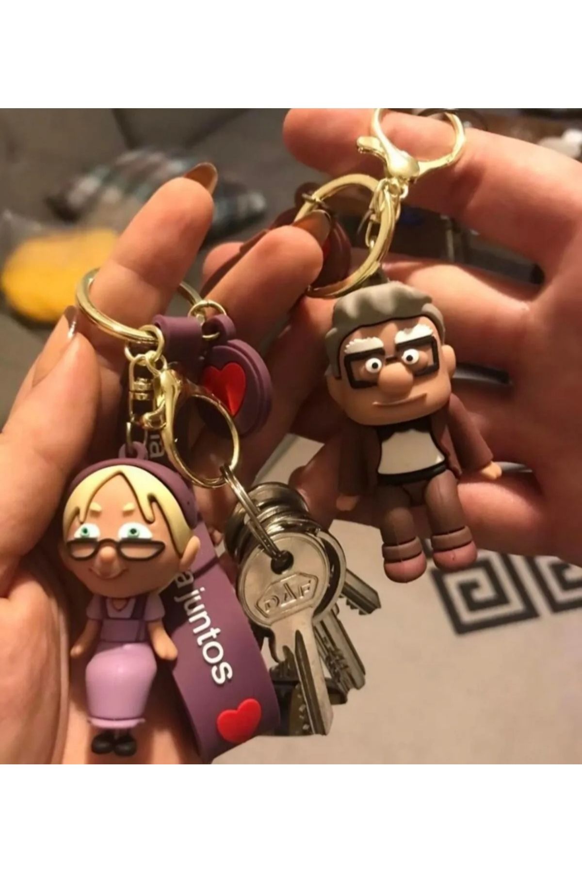 womi Yukarı Bak (Carl & Ellie) Anahtarlık Figür Ve Çanta Süsü (2 ÜRÜN)