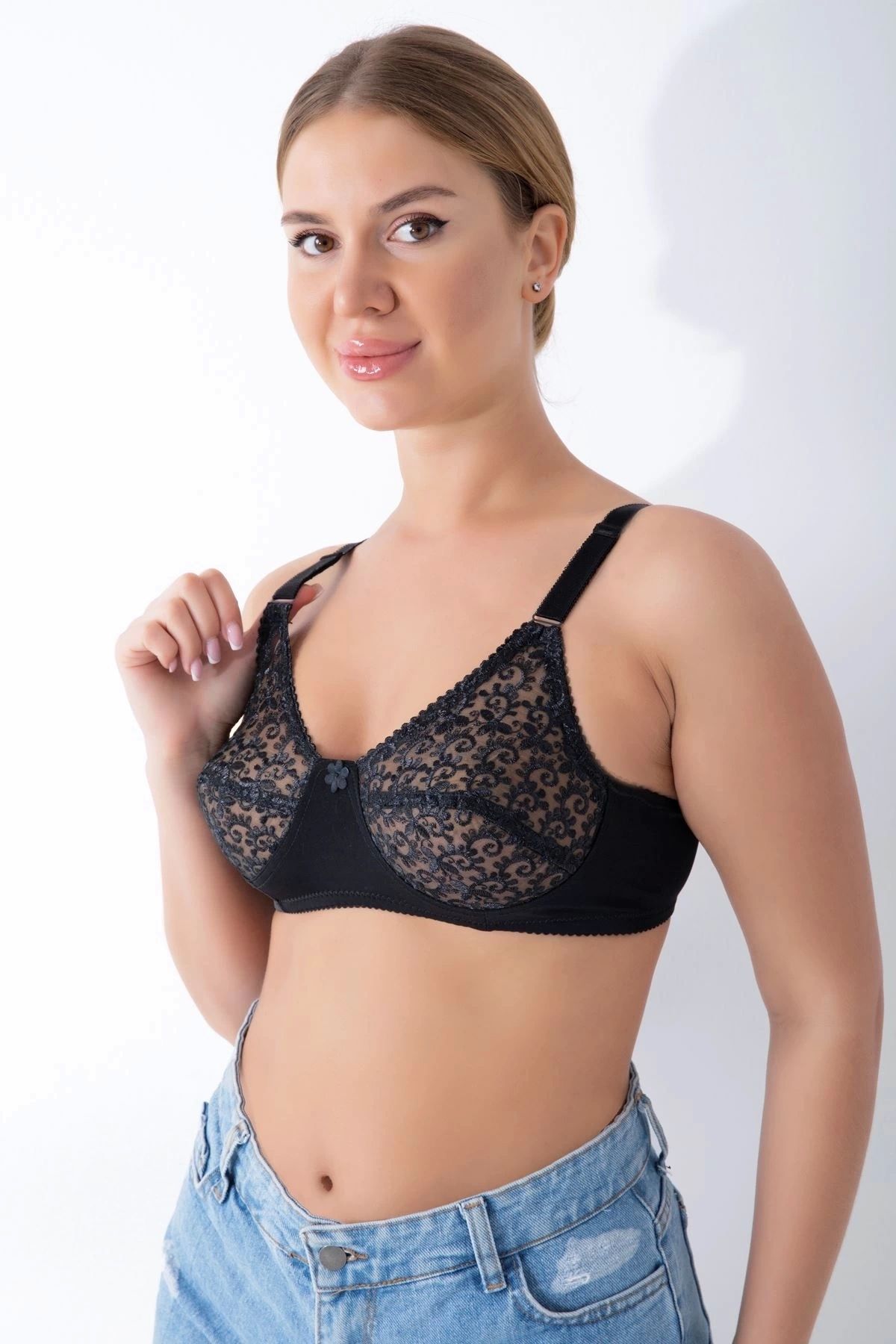 ShopNova Siyah Dantelli Toparlayıcı Sütyen - 506
