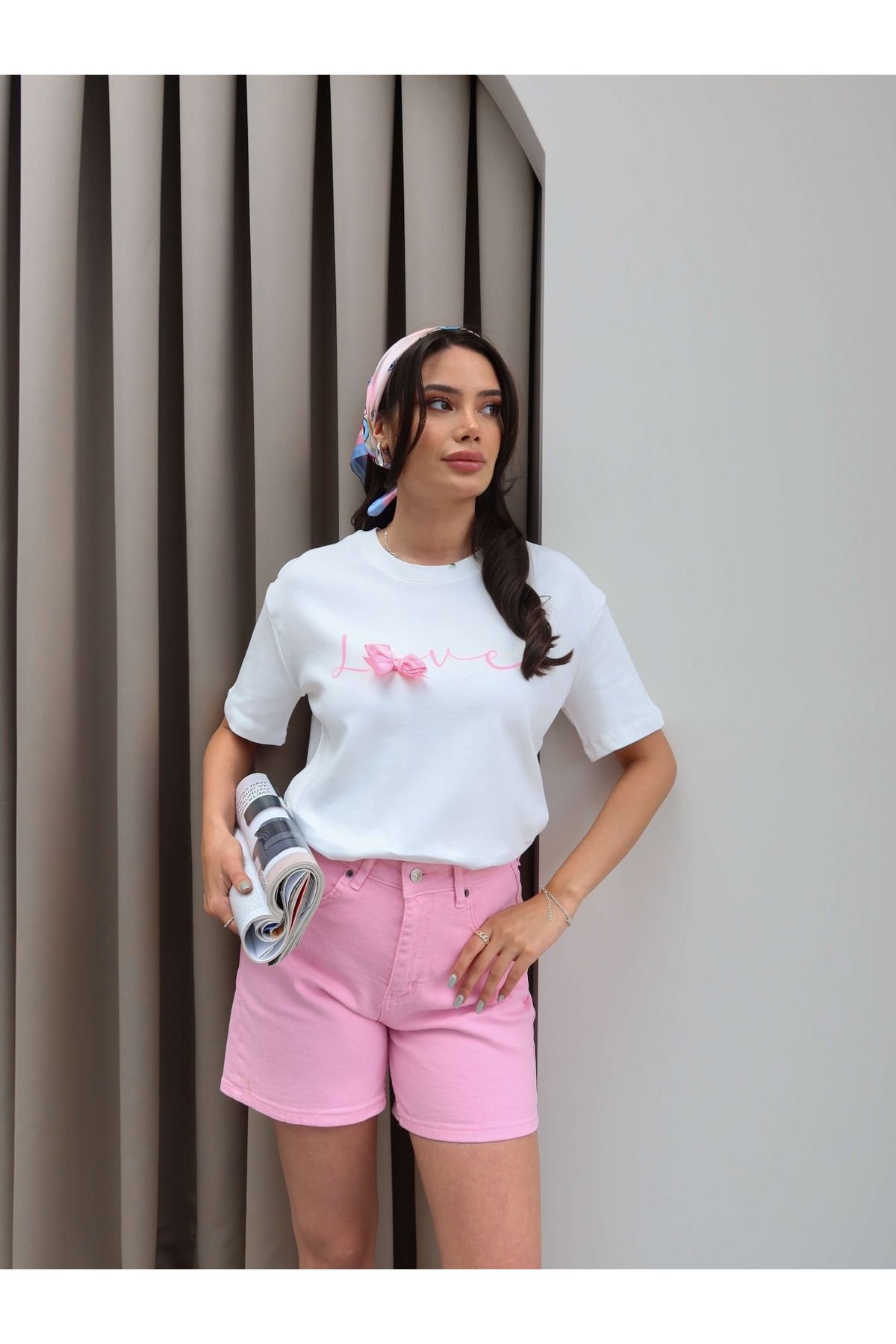 ESRAHELVACI Kurdeleli Love T-Shirt