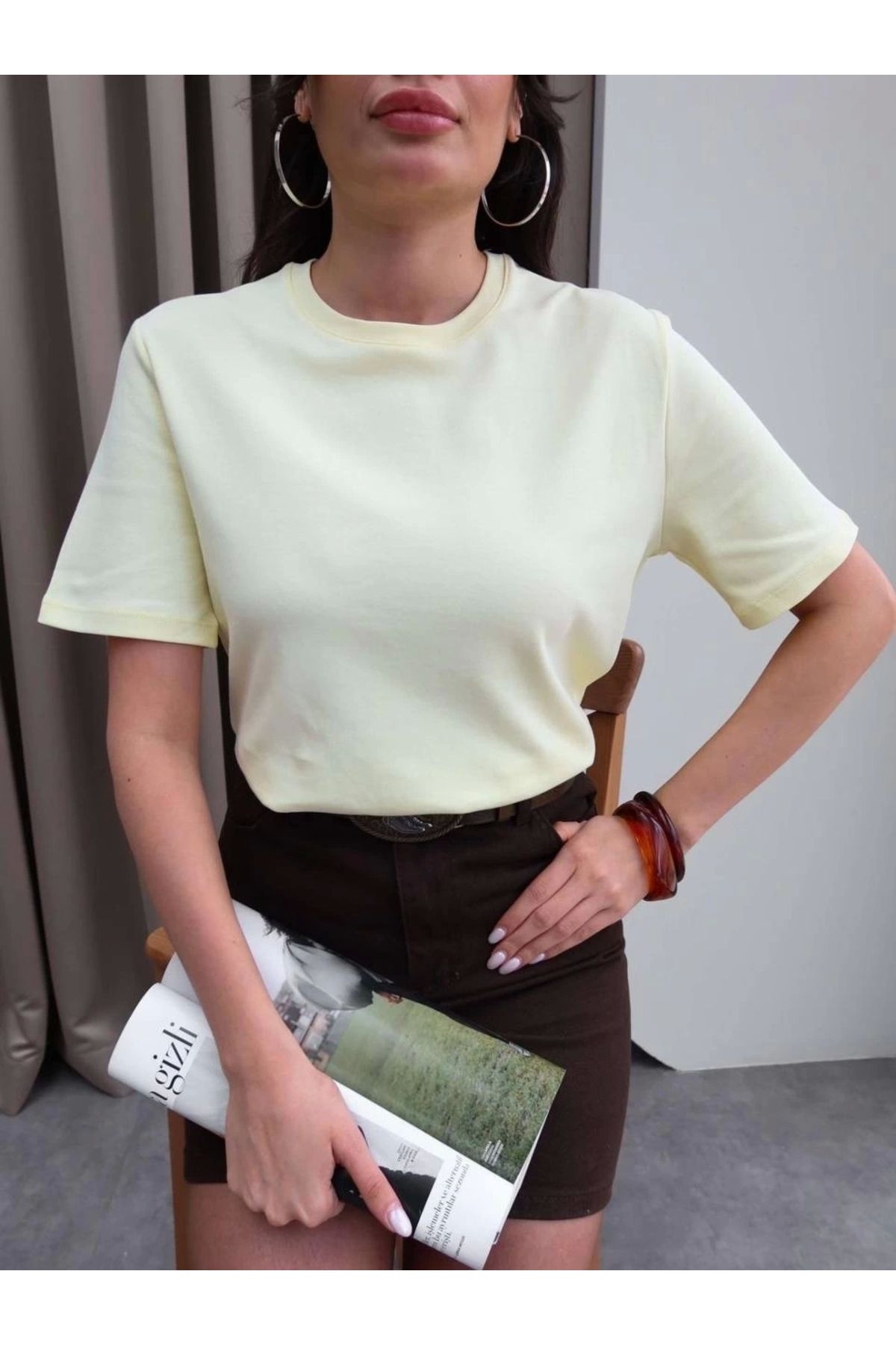 Ecenin Favorileri %100 Pamuk Bisiklet Yaka Basic Sarı Kadın T-shirt