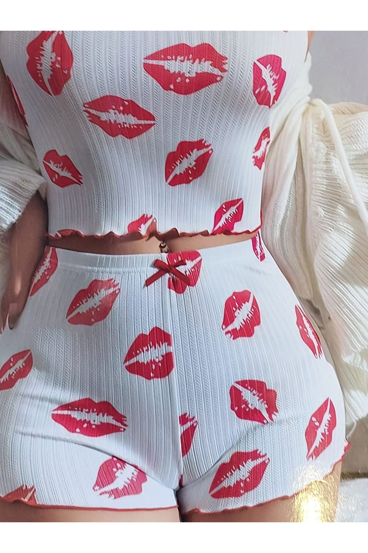 NiLi Beyaz İnce Askılı Baskılı Kısa Şortlu Kadın Pijama Takımı