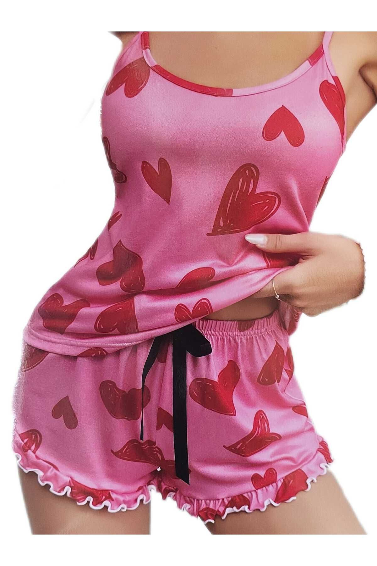 NiLi ASKILI TAM BOY ŞORT FIRFIRLI PEMBE KALPLİ KADIN PİJAMA TAKIMI