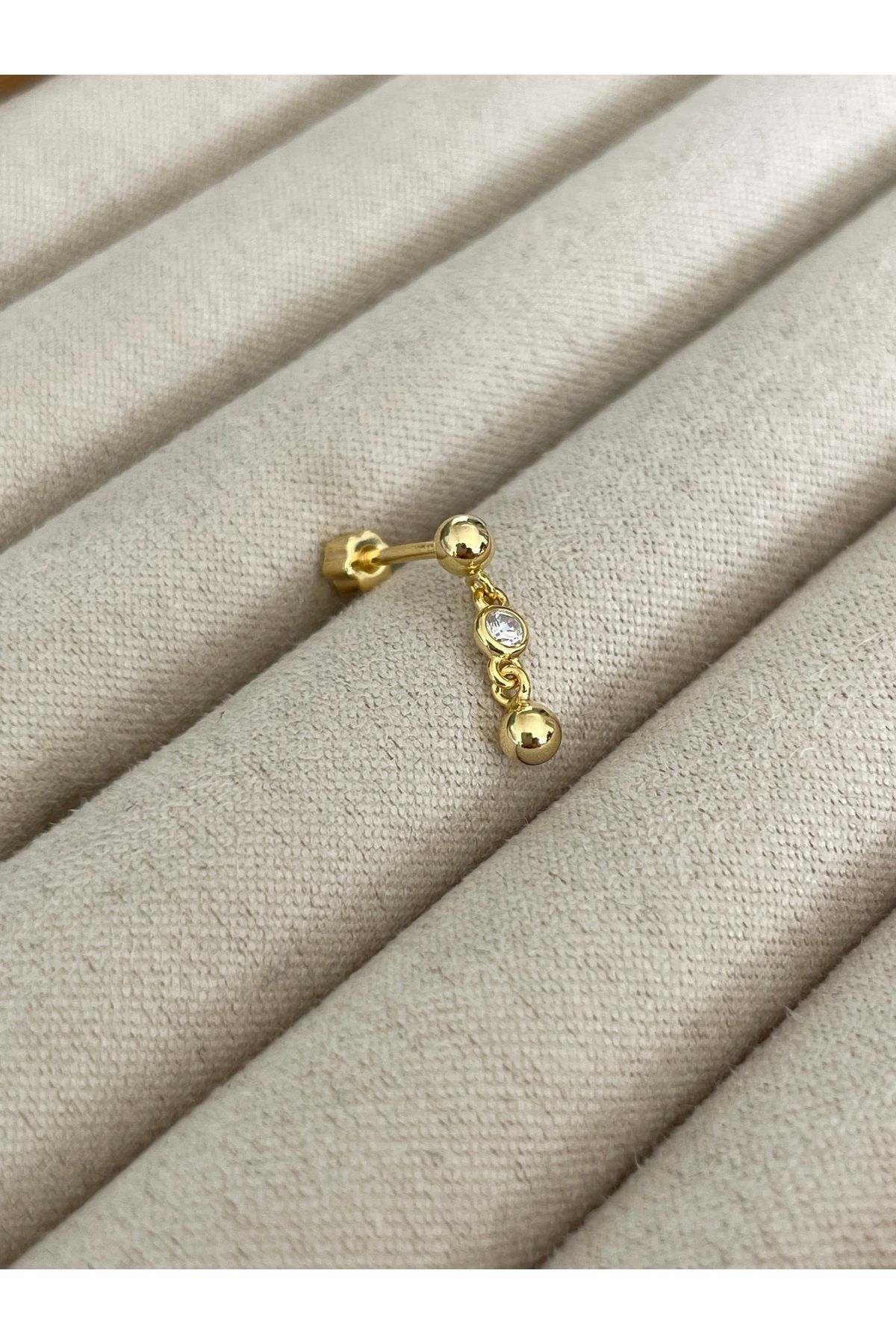 Sade Accessory Top Taş Detaylı Uzun Piercing