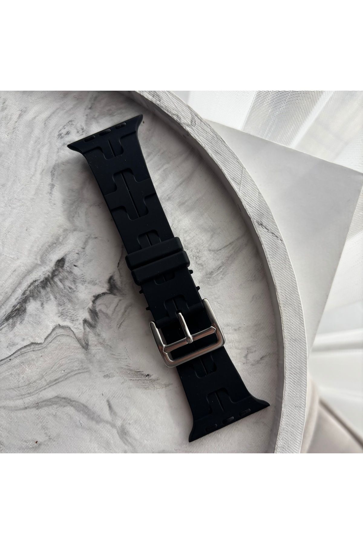 sayecase Apple Watch 6/7/SE/8/9 Serisi Uyumlu 42-44-45-49 MM Rug Silikon Kordon