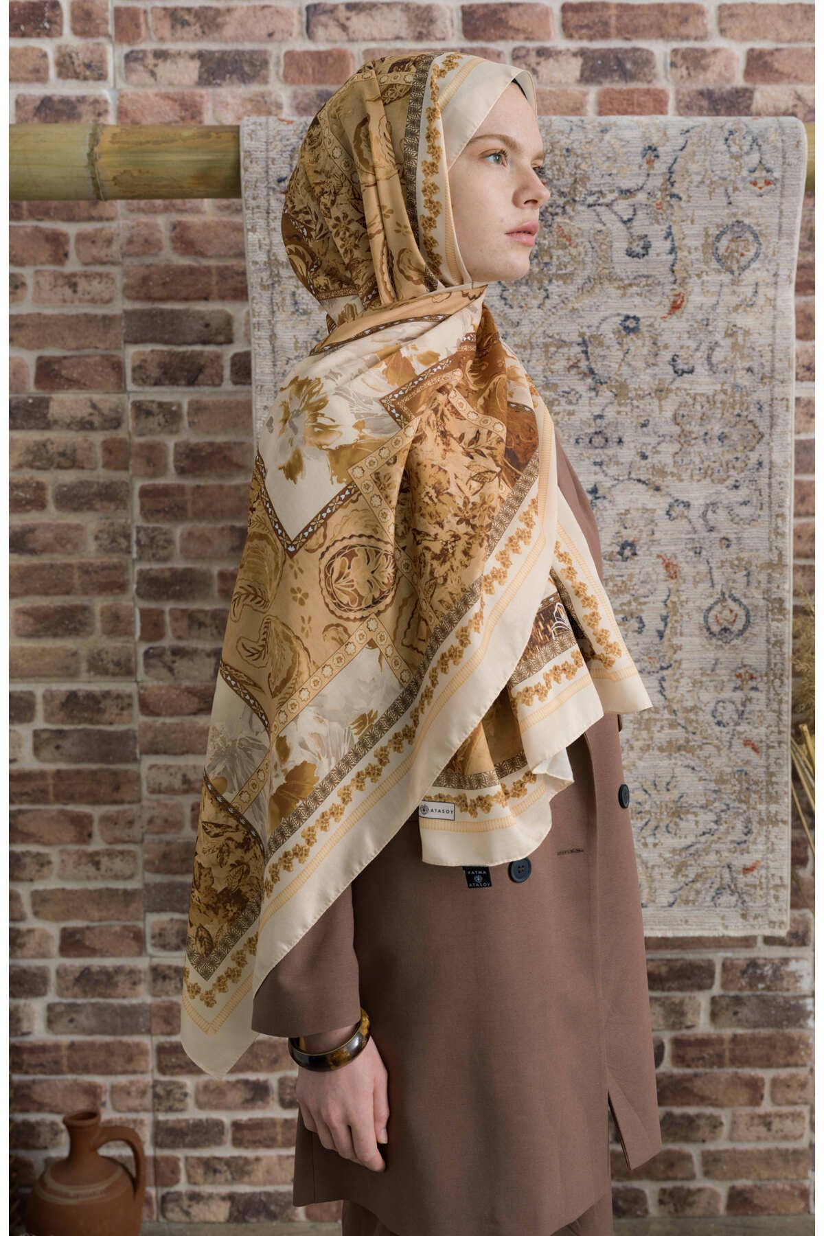 Fatma Atasoy-Hibisca Soft Yellow Ethnic Patterned Shawl 4
