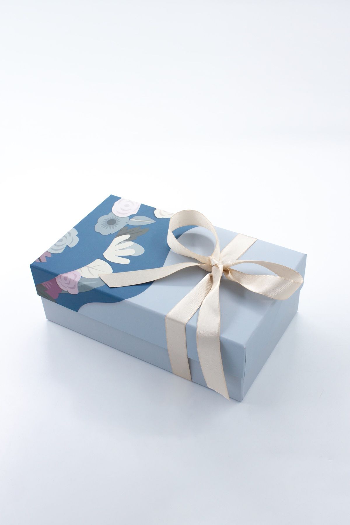 carton box Karton Kutu Çiçekli Kurdeleli 1 Adet Hediye Kutusu 23 CM X 13,5 X 7,6 CM