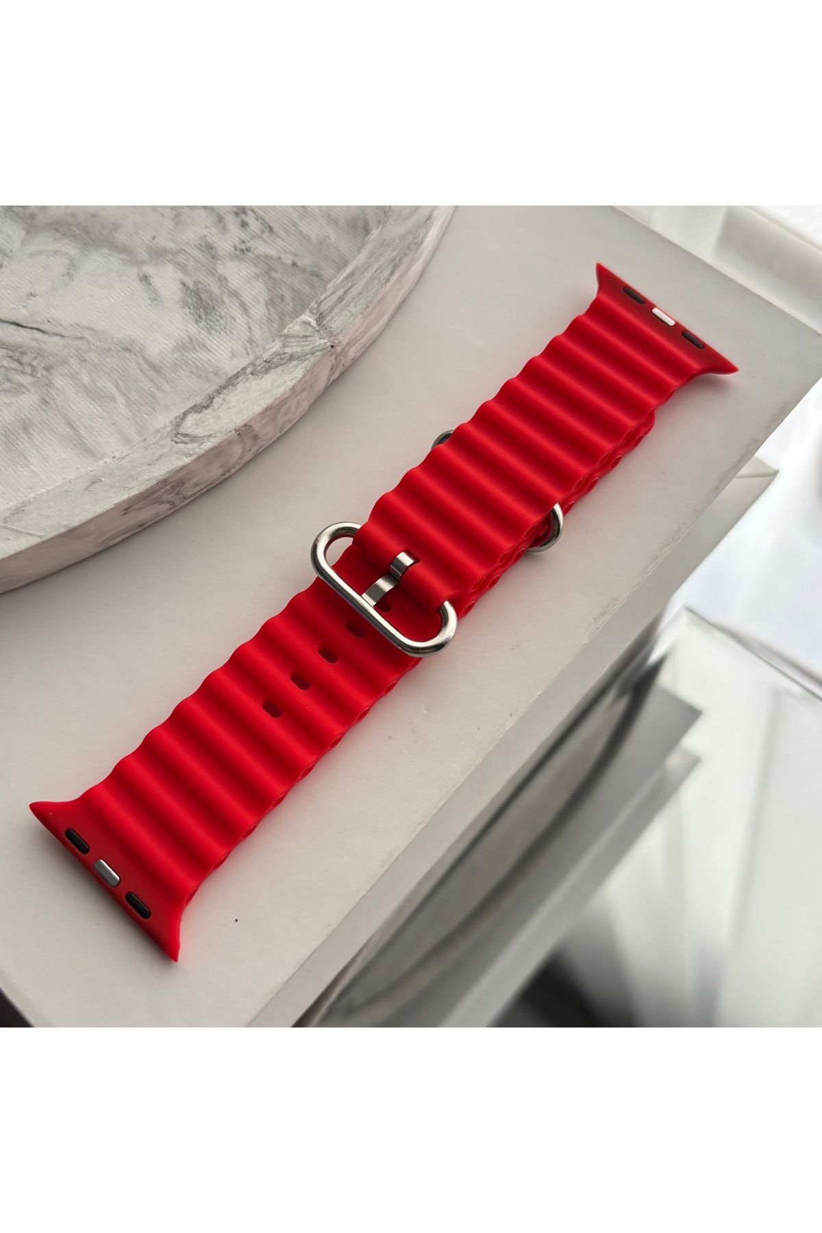 sayecase Apple Watch 6/7/SE/8/9 Serisi Uyumlu 42-44-45-49 MM Ocean Tırtıklı Silikon Kordon