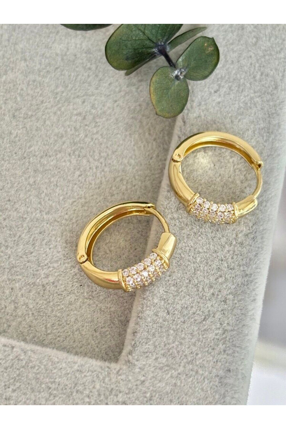 arya luxe 14k gold taşlı gömme taşlı halka Xuping küpe