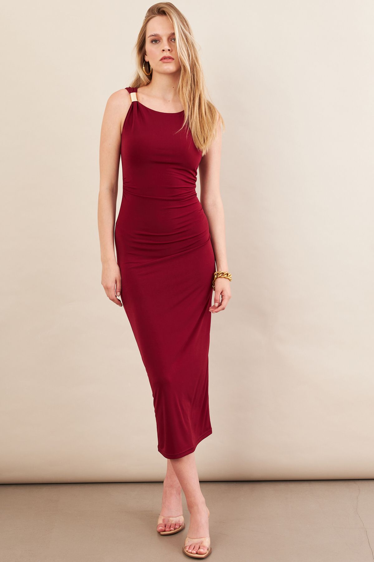 Cool & Sexy Kadın Bordo Aksesuarlı Büzgülü Midi Elbise İRE102