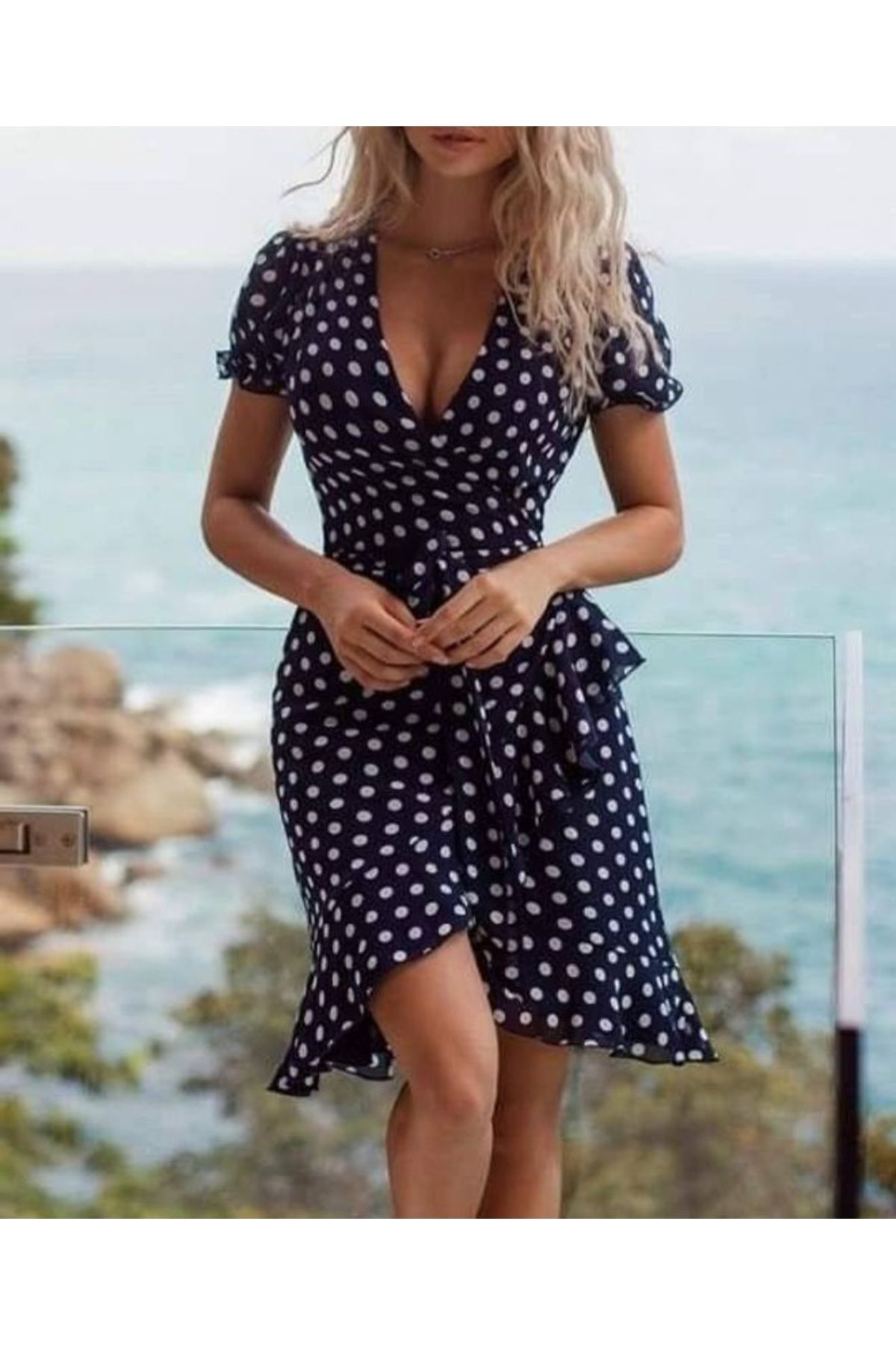 GÜLÇİNCE PUANTİYELİ TÜL ELBİSE