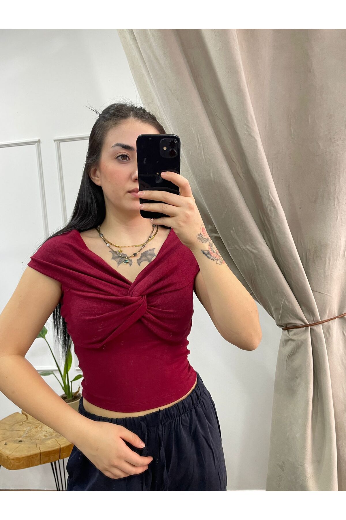 FASİON Kadın Kayık Yaka Madonna Düğüm Detaylı Crop Bluz