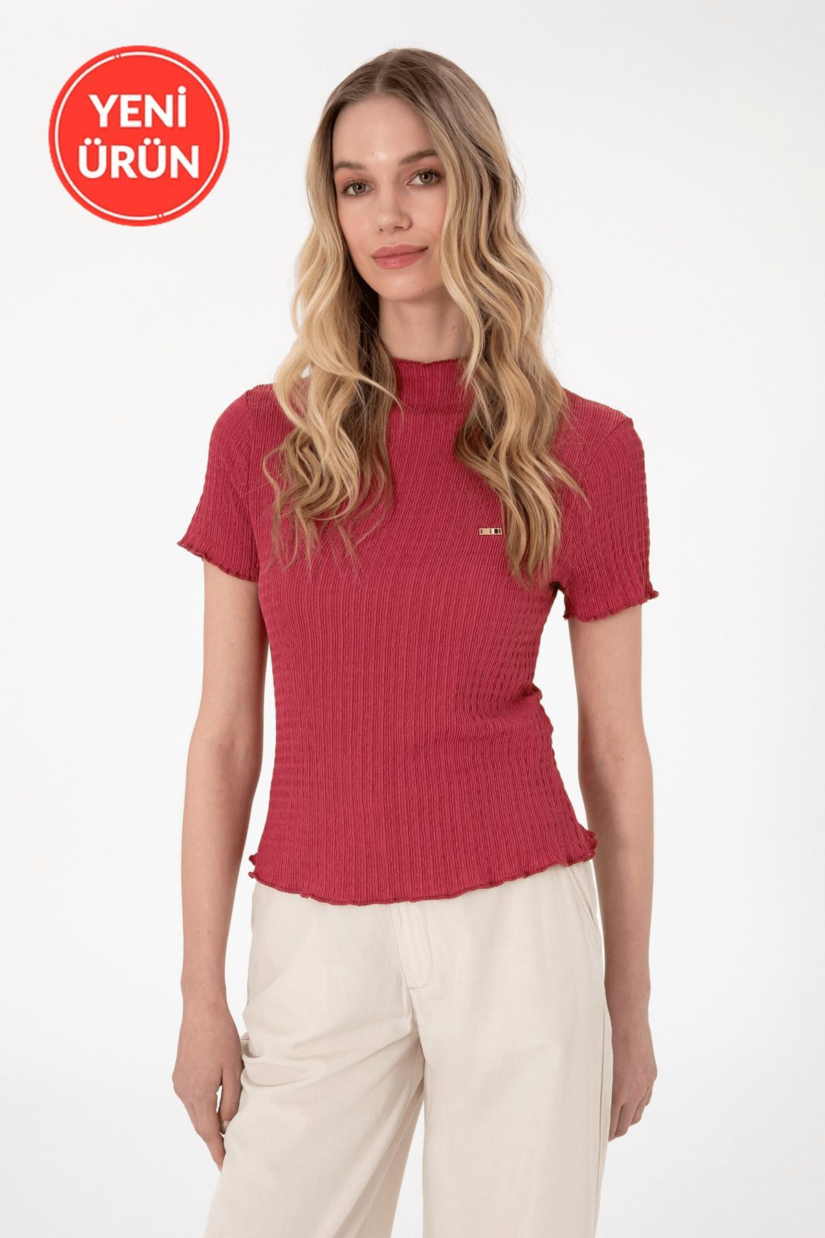 U.S. Polo Assn. Kadın Vişne Dik Yaka T-Shirt