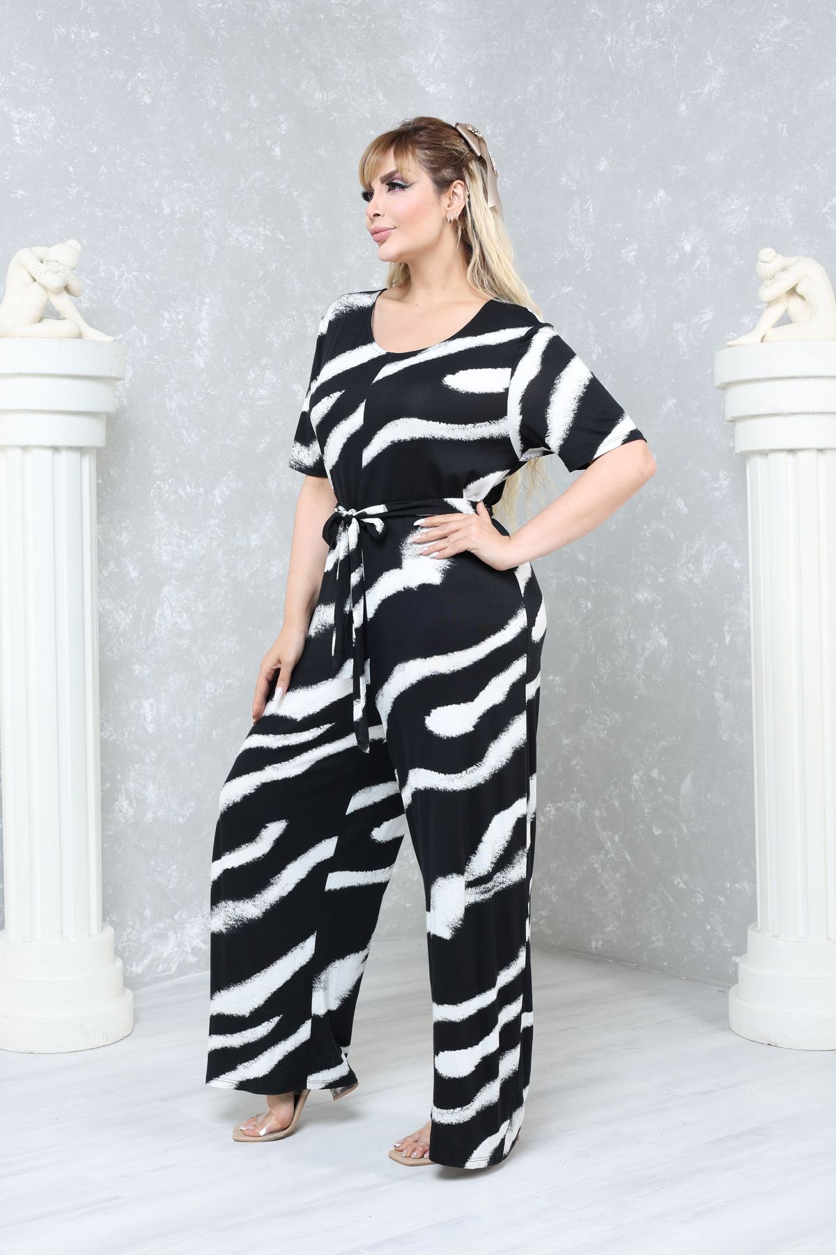 MJORA-Large Size Comfortable Patterned Viscose Knitted Jumpsuit 7