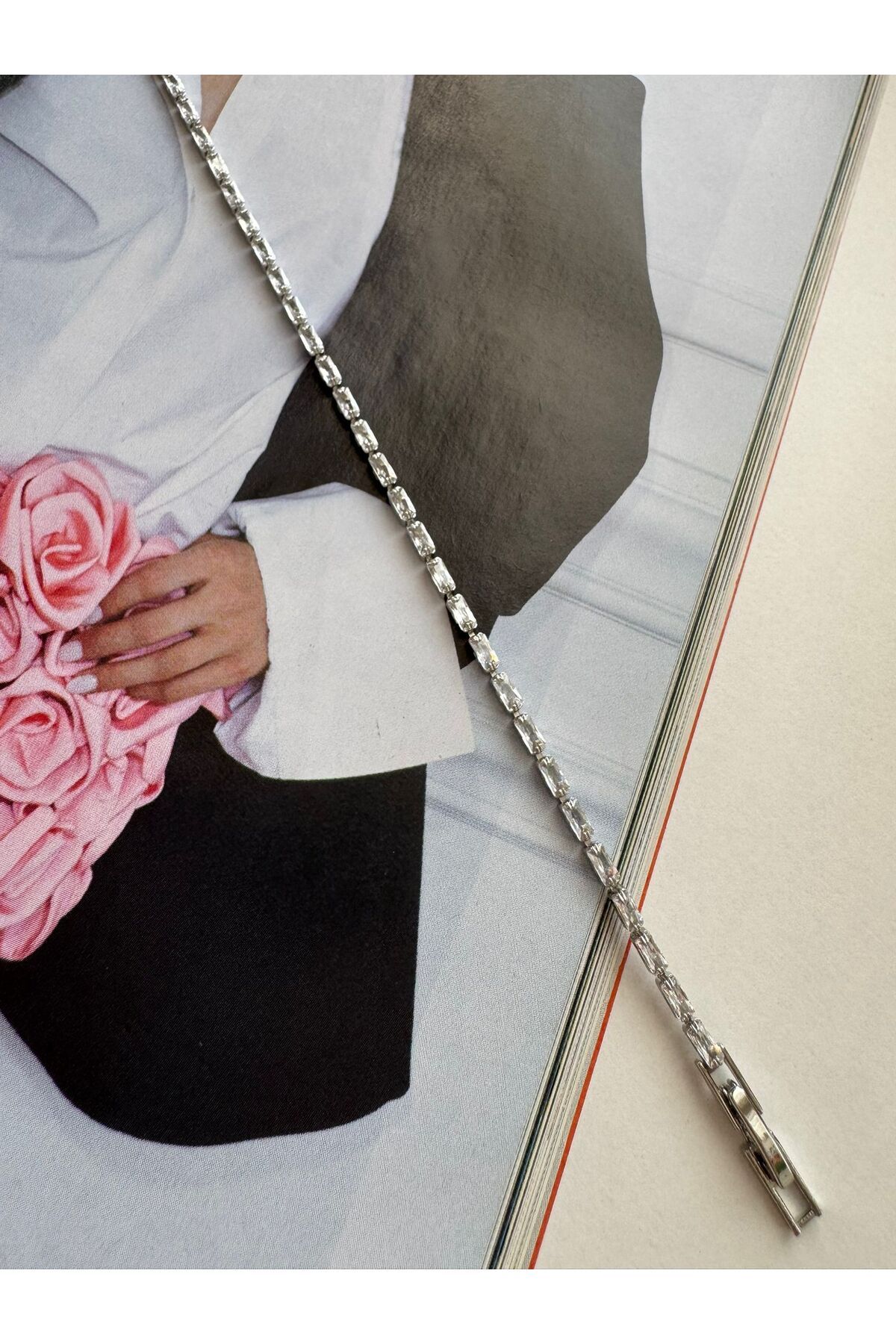 MODA Gümüş Rengi Vip Seri Su Yolu Taşlı Bileklik 19 cm
