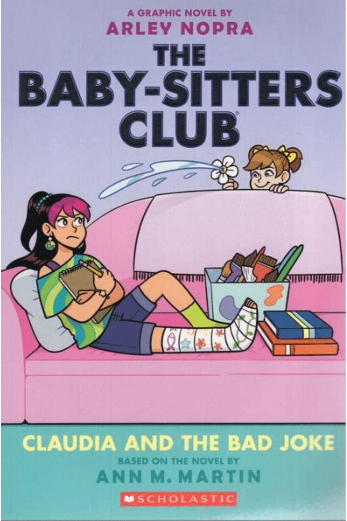 Scholastic The Babysitters Club Graphic Novel: Claudia And The Bad Joke / Scholastic / 9781338835502