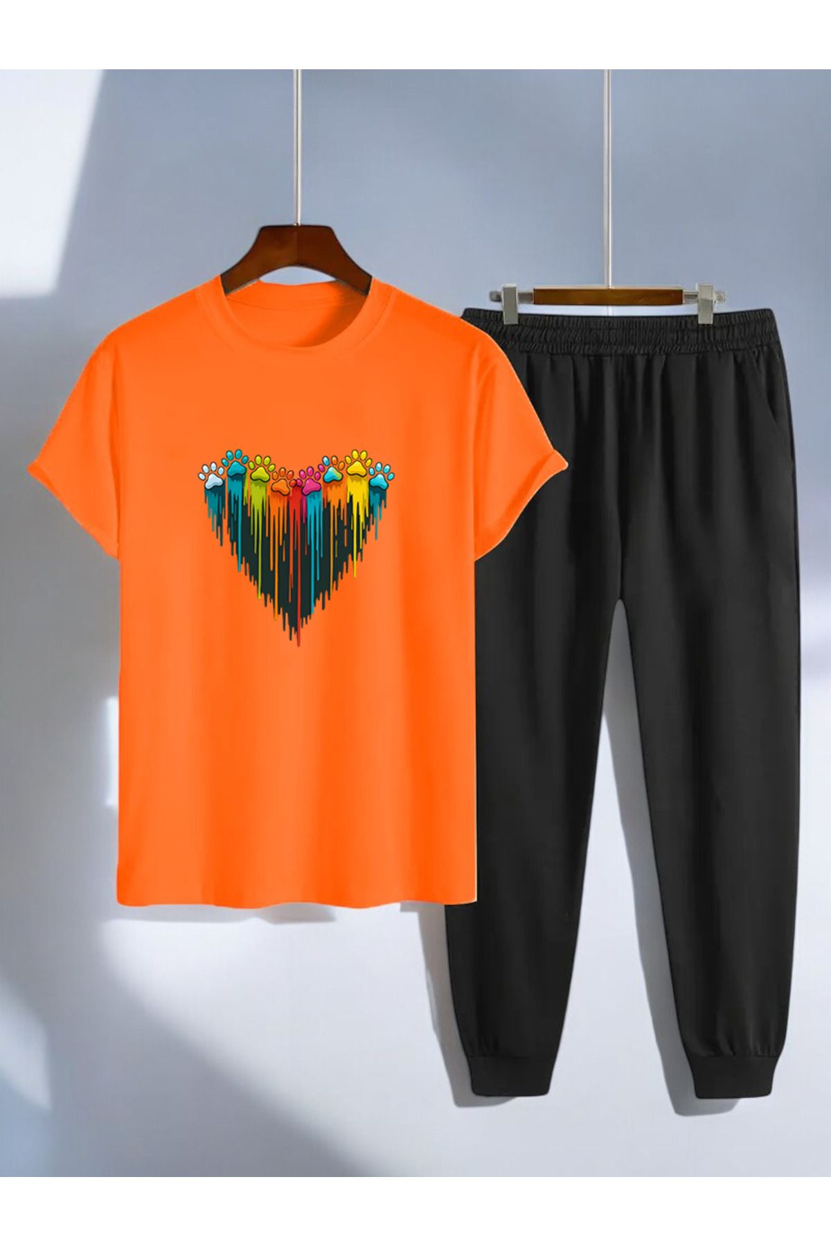 uyguntarz Unisex Pati Kalp Tasarım Basklı Tshirt Eşofman Takımı
