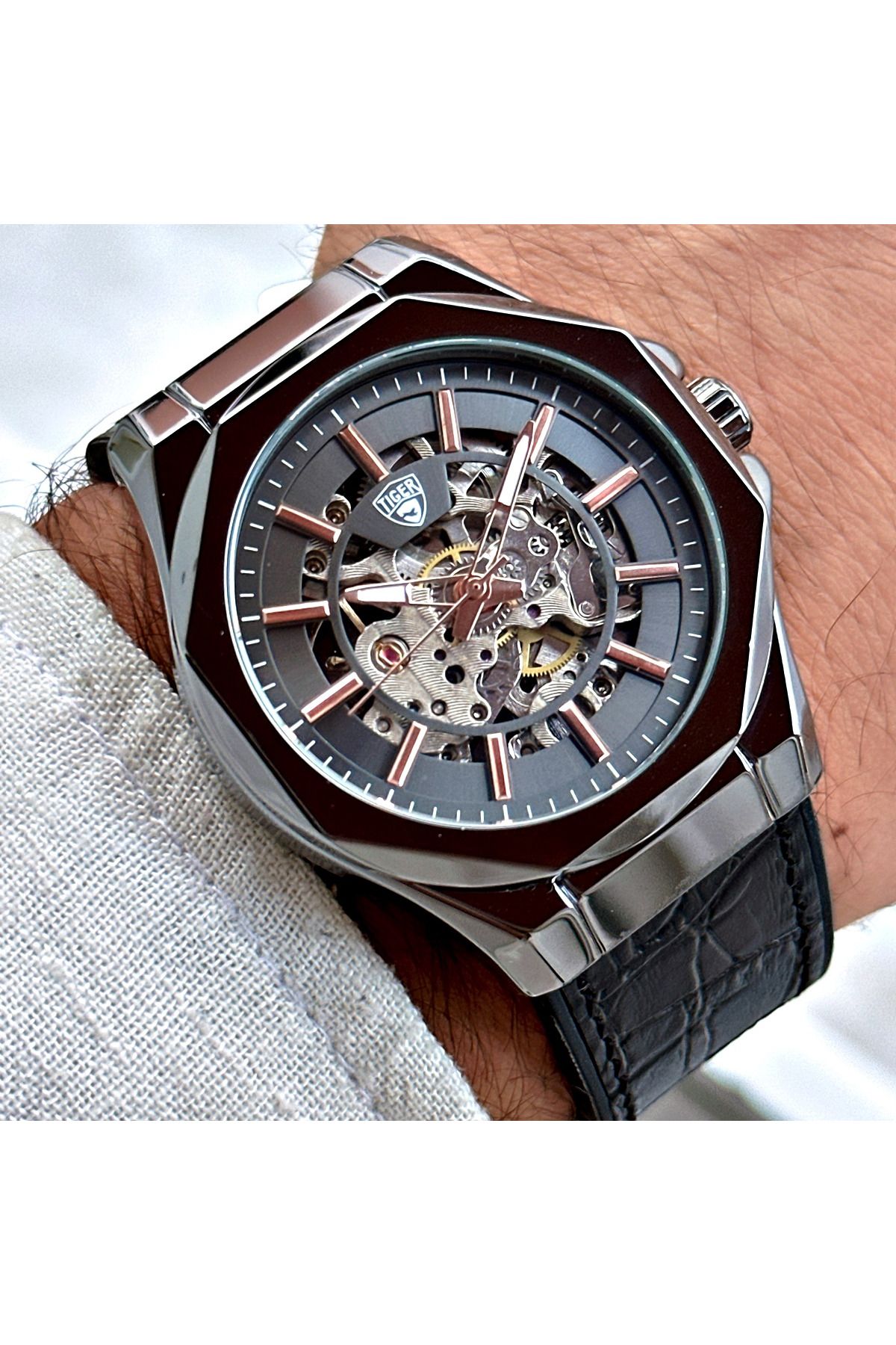 Tiger TİGER ERKEK KOL SAATİ TI-604CO 42MM-46MM Siyah
