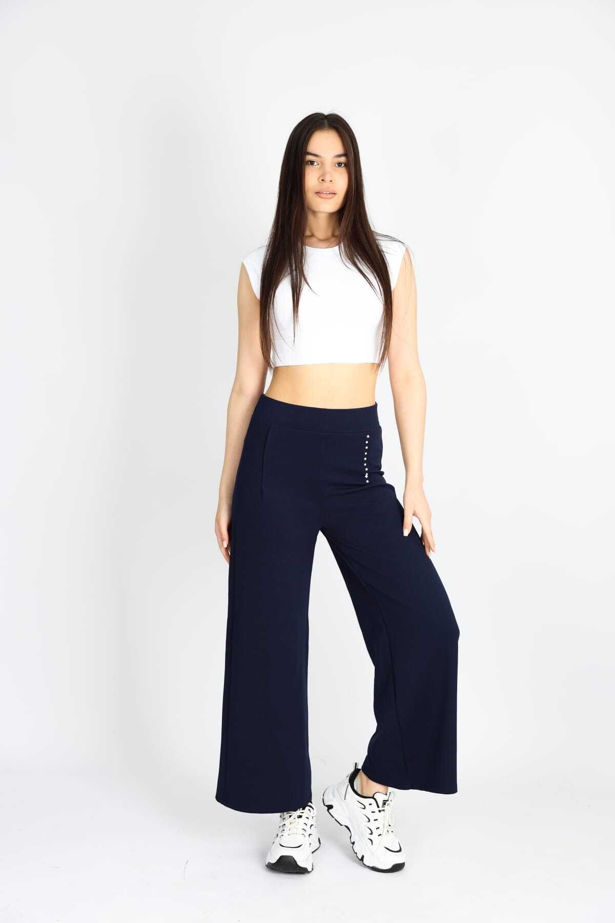 B&C AYAZ BUTİK Taşlı pantolon