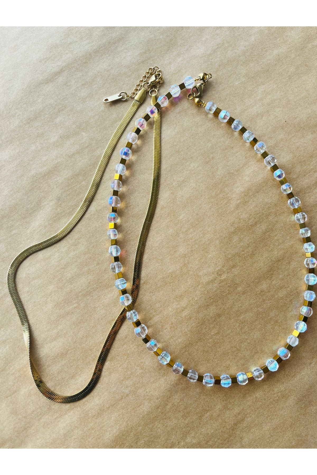 Butik Terre Set Kolye