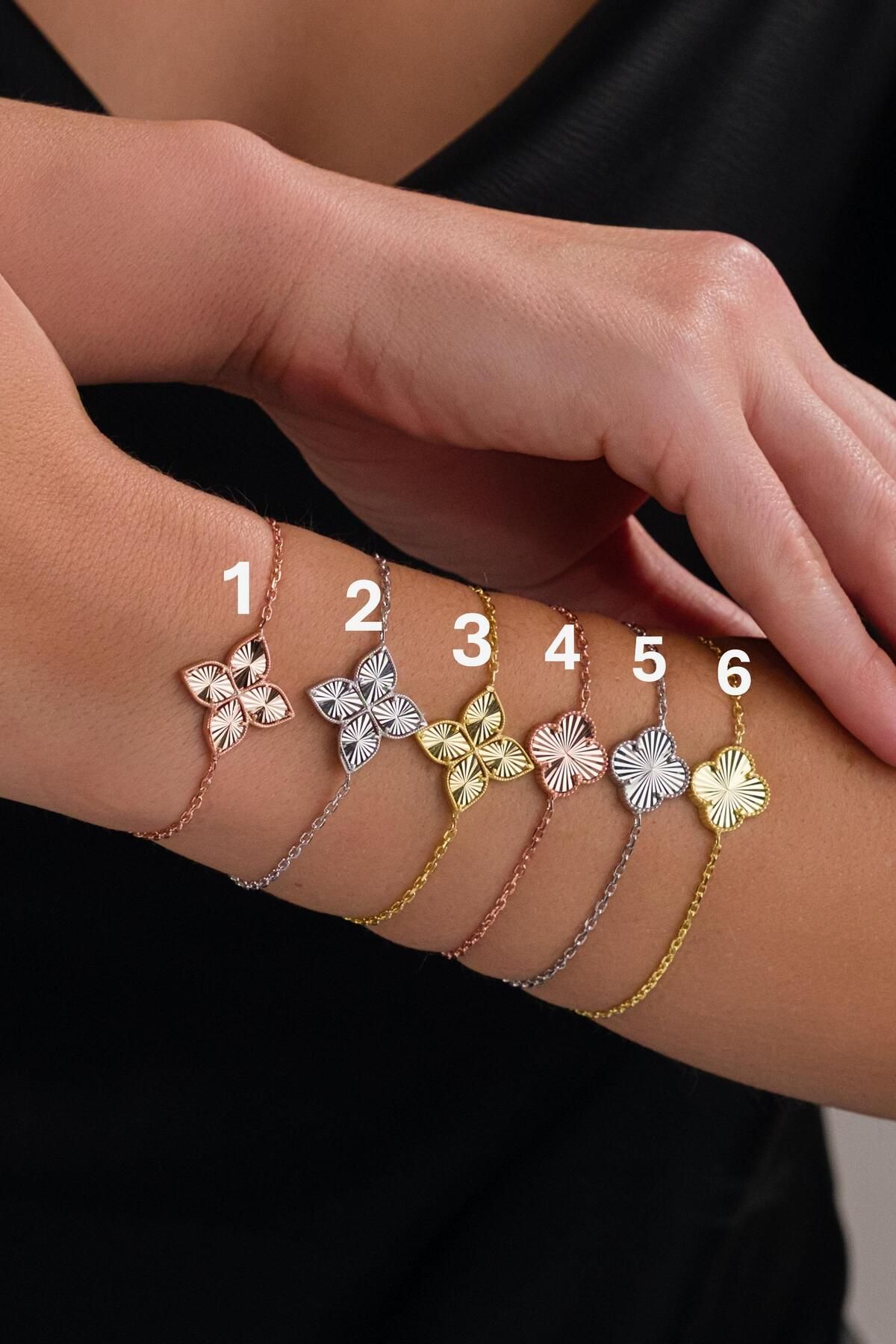 Tmt Silver Gümüş Yonca Çiçek Rose Gold ve Altın Kaplama Lazer İşlemeli Kalemli Taşsız Bileklik
