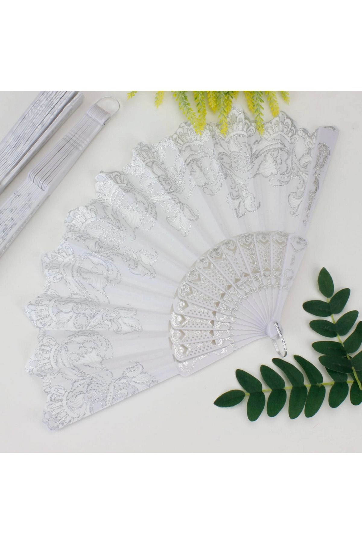 Modafiks Plastik Kumaş Yelpaze 12'li Beyaz