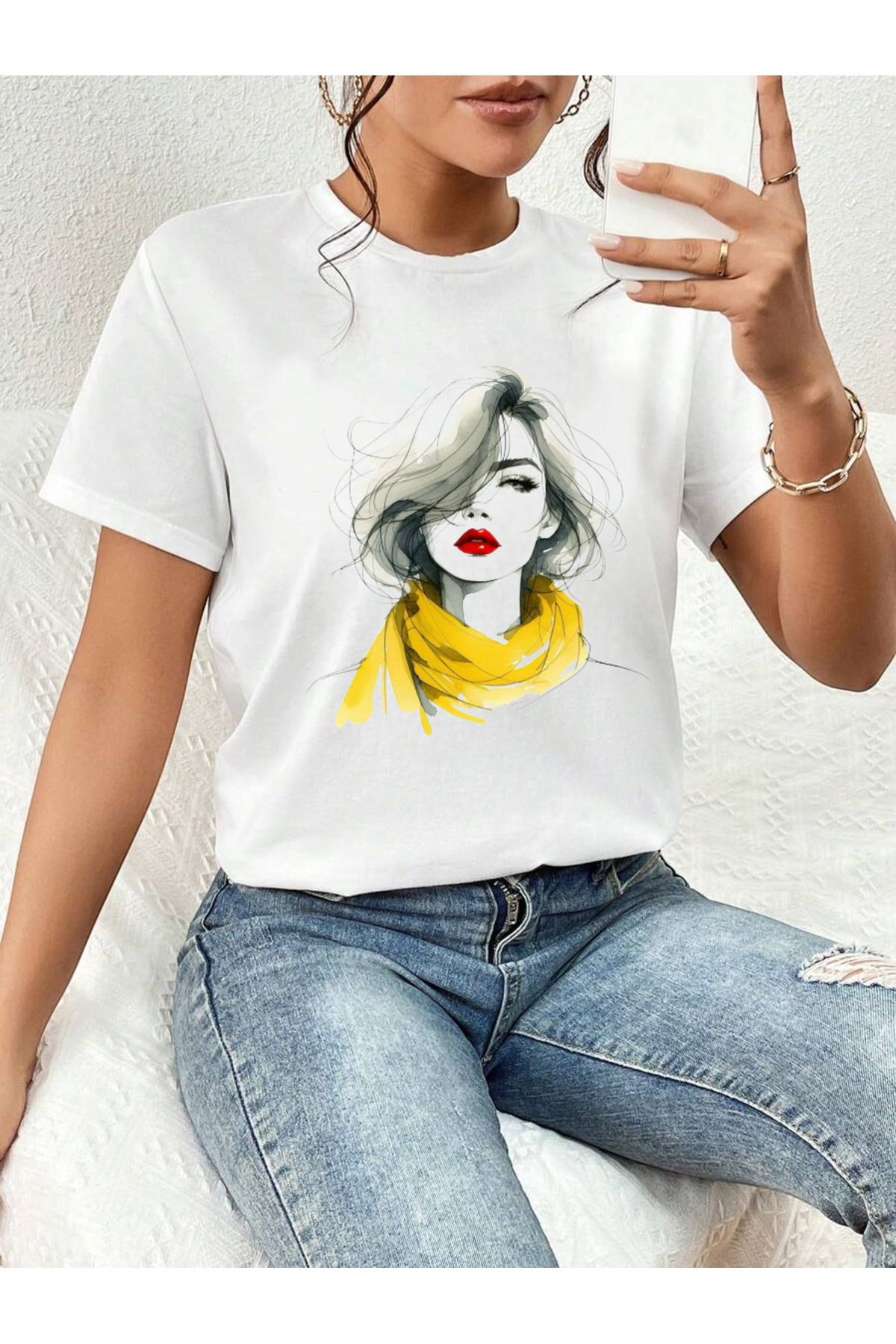 ELNOYA Pamuklu Beyaz Oversize Tişört Güneşli Anlar Baskılı Rahat Günlük T-shirt