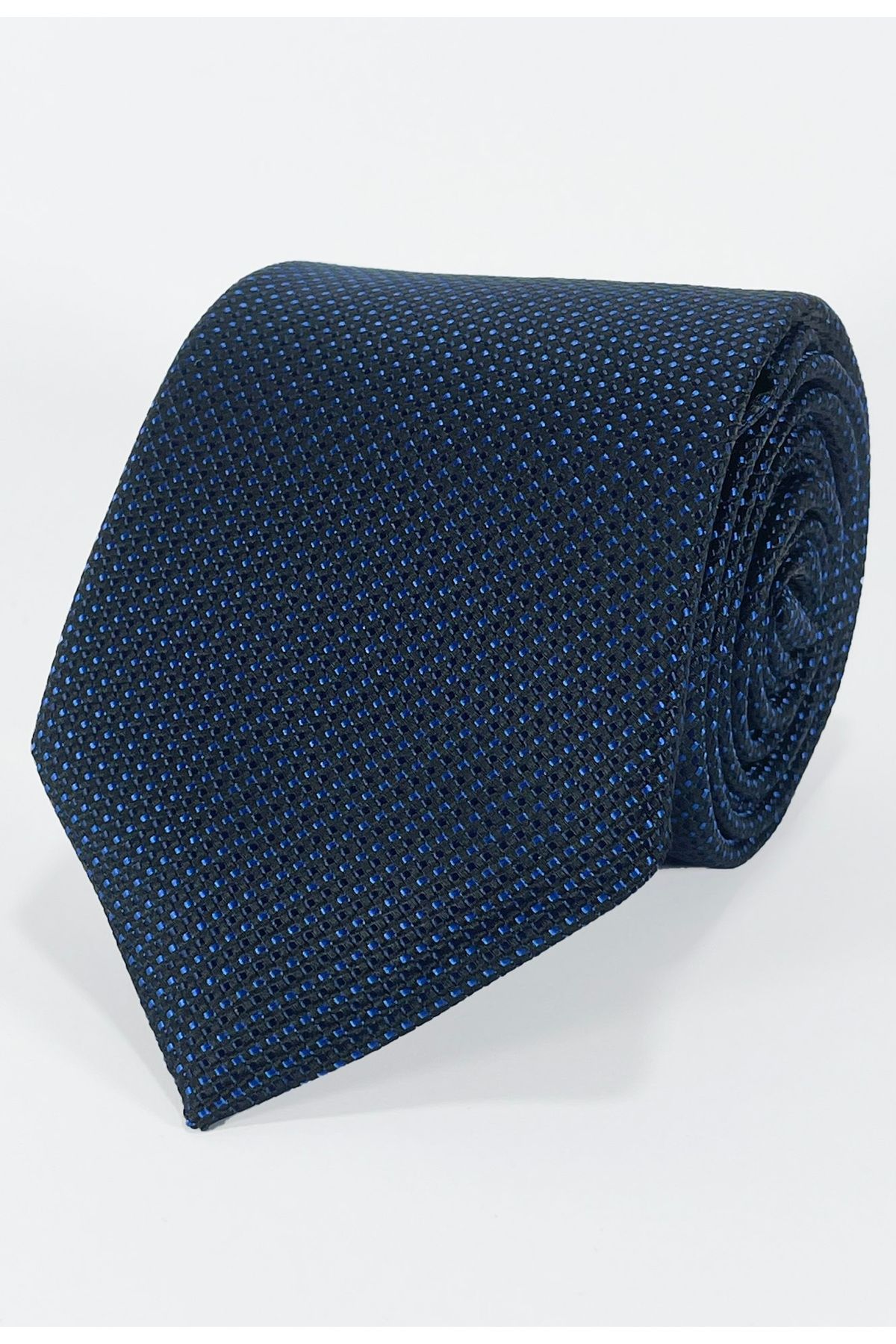BLC Basic Line Co. Lacivert Zemin Üzerine Mavi Kare Noktalı Mikrofiber Kravat ve Mendil – 7 cm Modern Kesim
