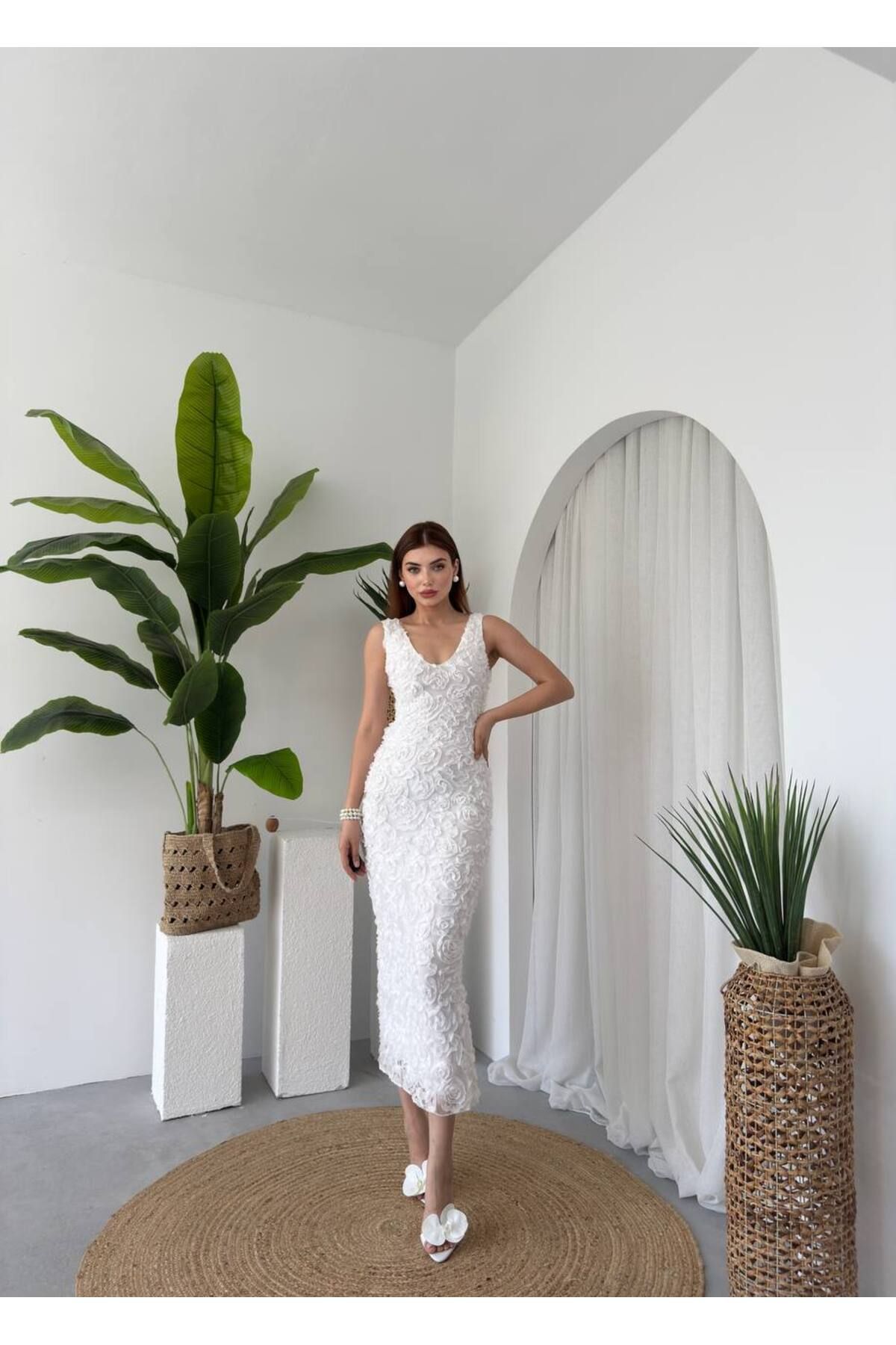conconmoda Gül Tasarım Sıfır Kollu Uzun Edna Elbise