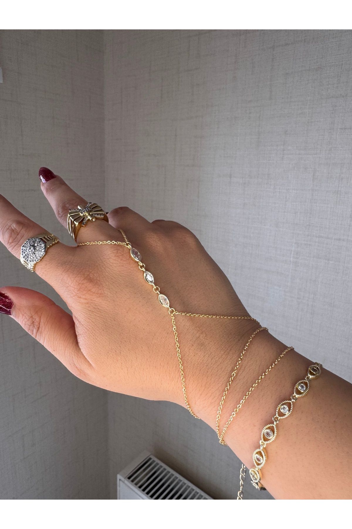 MOD10 Helen Jewerly Damla kesim gold Şahmeran
