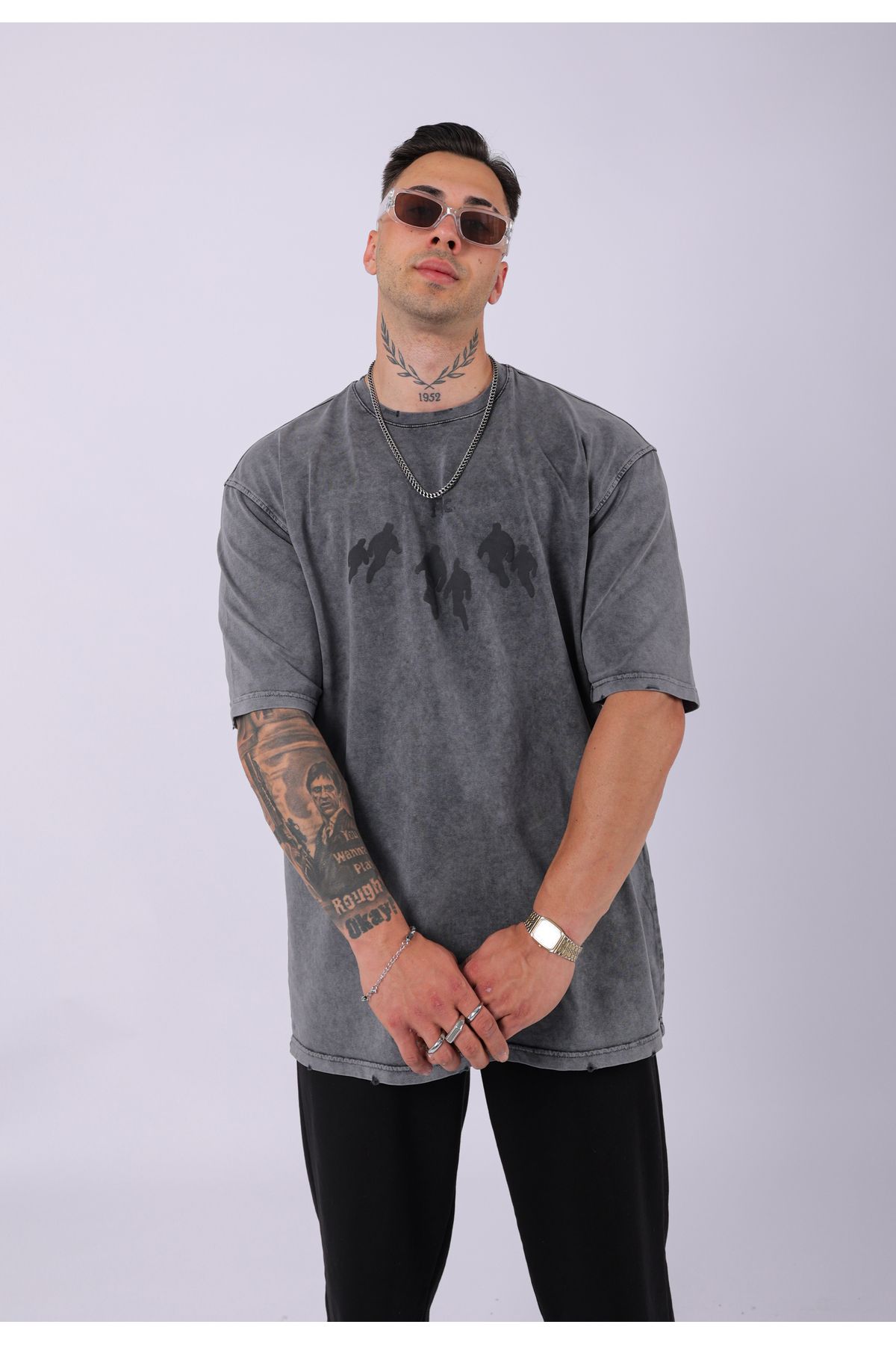 Lescho UNISEX NAKIŞLI BASKILI ÖZEL YIKAMALI OVERSIZE T-SHIRT
