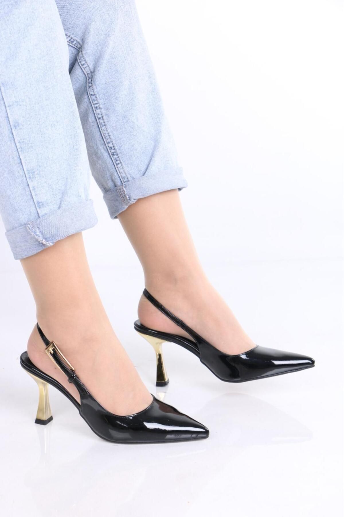 MRZ SHOES KADIN BEJ RUGAN KLASİK TOUKLU STİLETTO
