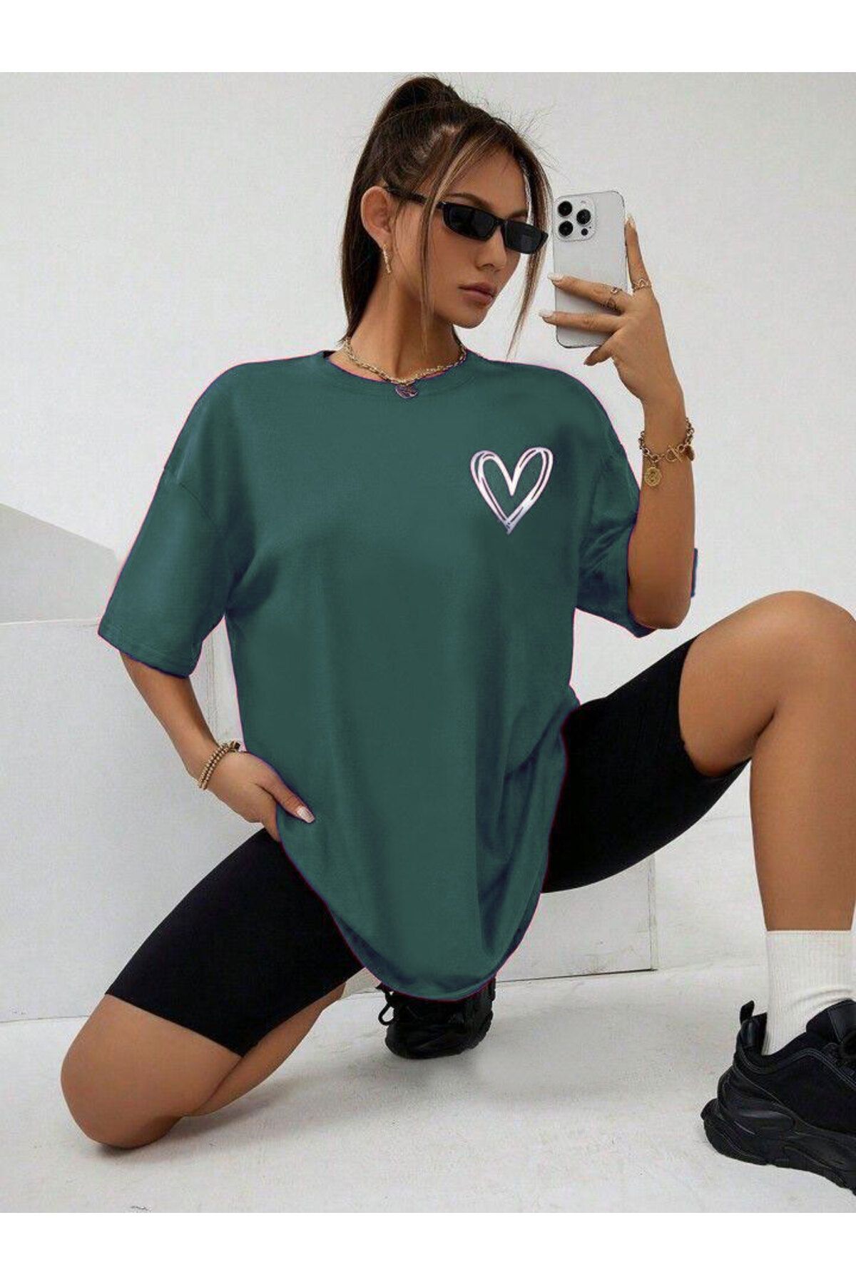 Tarzsokak Mini Kalp Baskılı Unisex