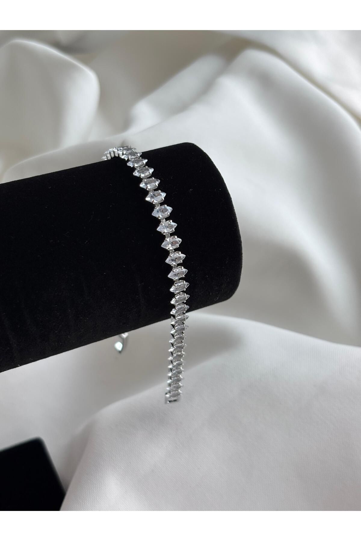 Bellamy Jewelry Hexora Su Yolu Bileklik
