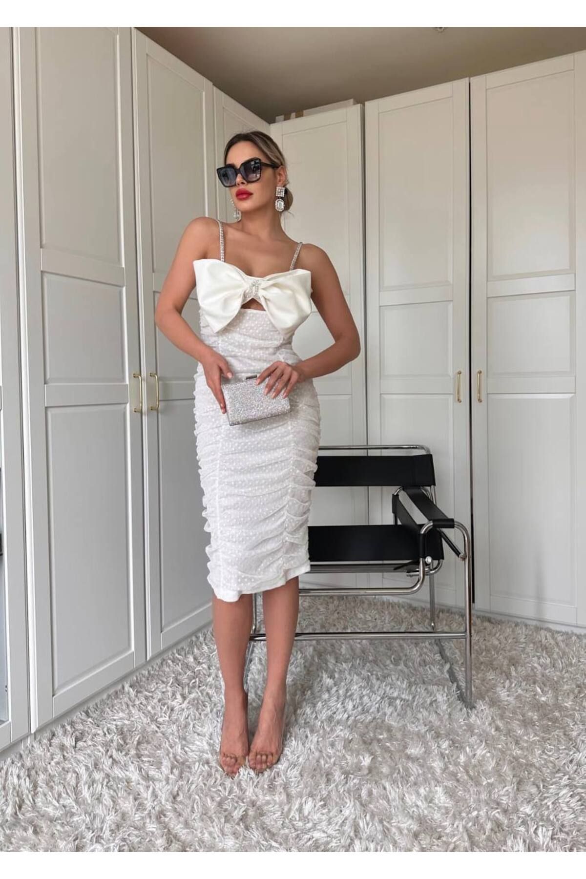 Castivo Fashion Taş Askılı Fiyonk Detaylı Tül Midi Elbise
