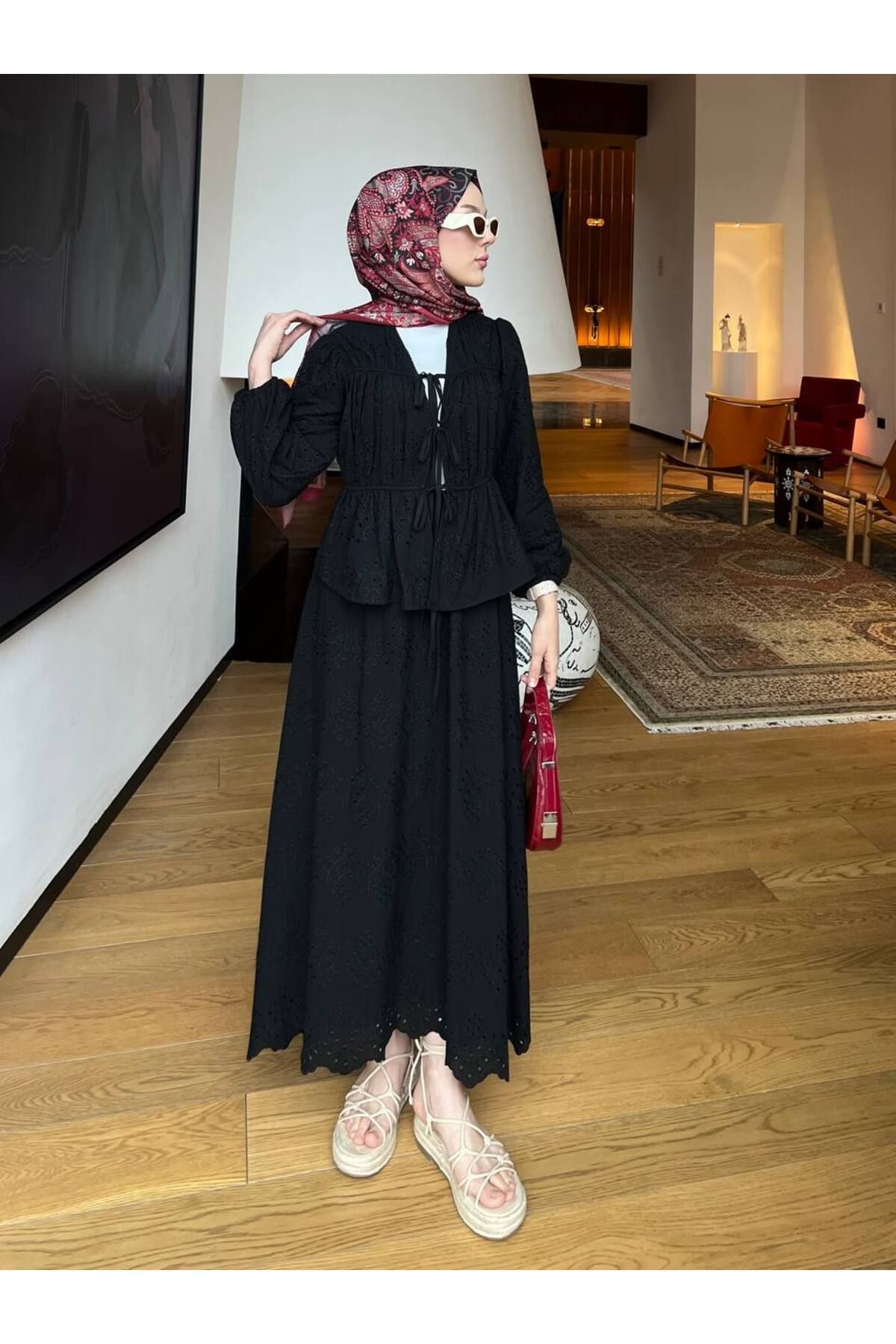 Viskosa VİSKOSA Zarif Dantelli Uzun Kollu Alt Üst Takım, Fistolu Nakışlı Peplum Elbise, Şık Modern Kombin