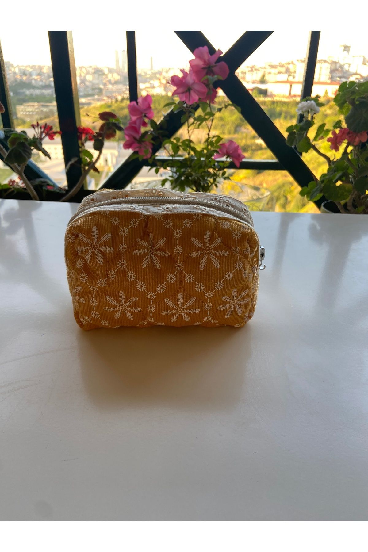 Cream Sarı Papatya Mini Makyaj Çantası