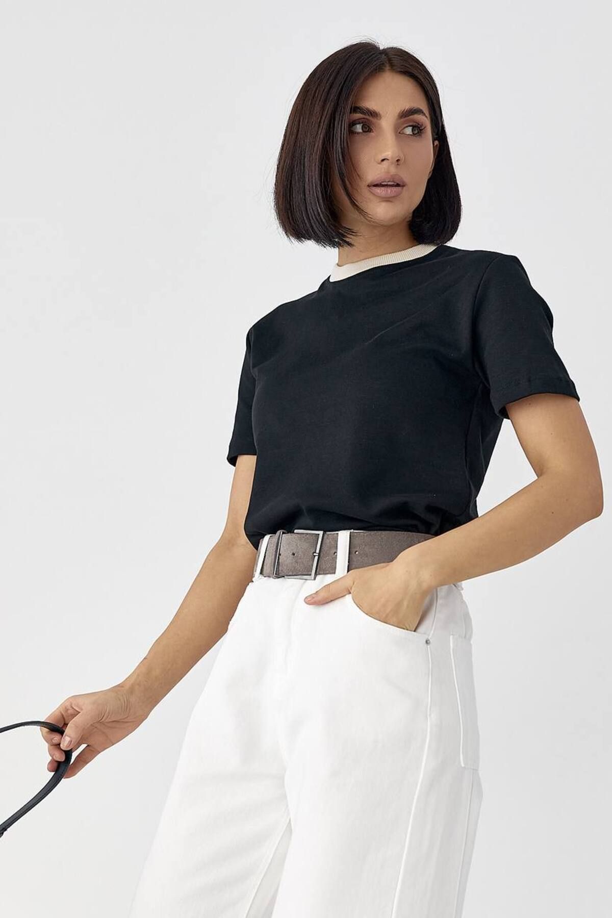 BARLEY Kontrast Yakalı Basic T-shirt