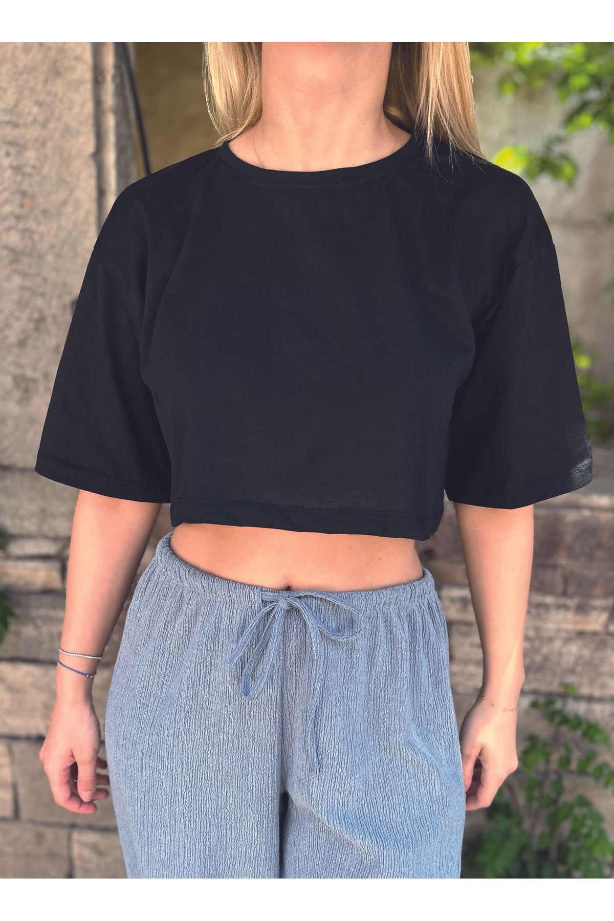 ClubSpaceAstro Kadın Oversize Crop Tişört – Baskısız Düz Model Terletmeyen Kumaş | Minimal ve Zamansız Stil